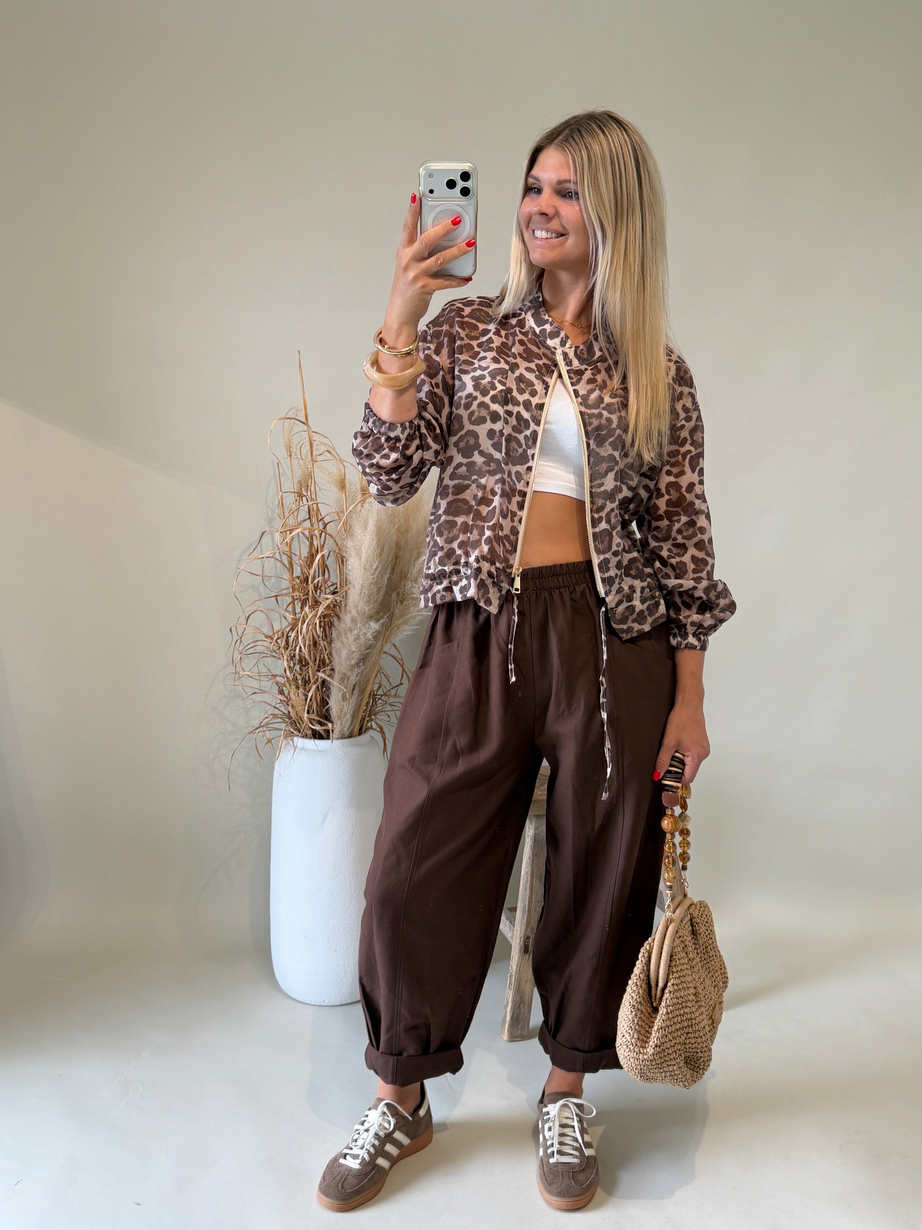 Jacke in Schokobraun mit Leomuster
