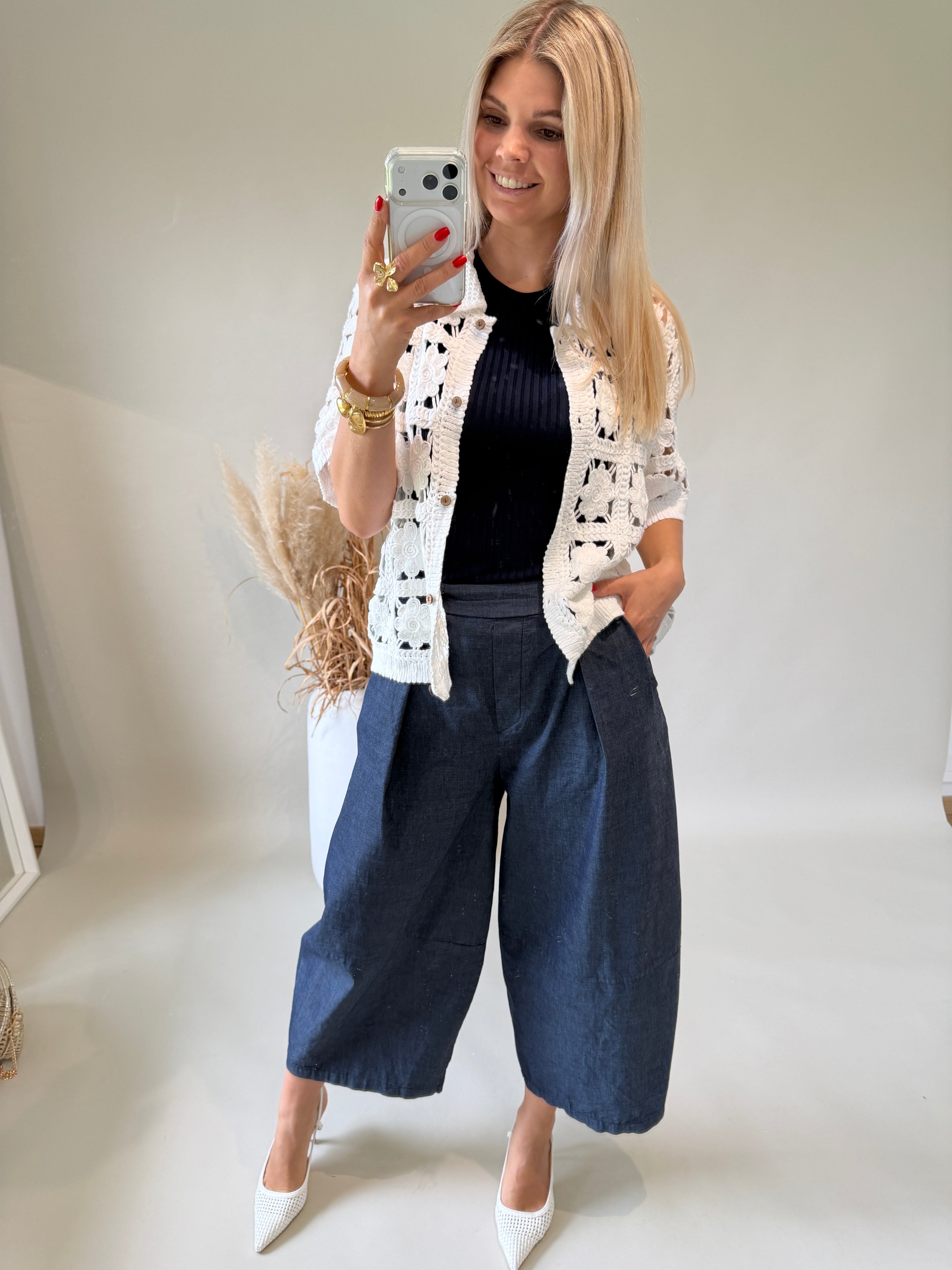 Top in Dunkelblau leichter Strick