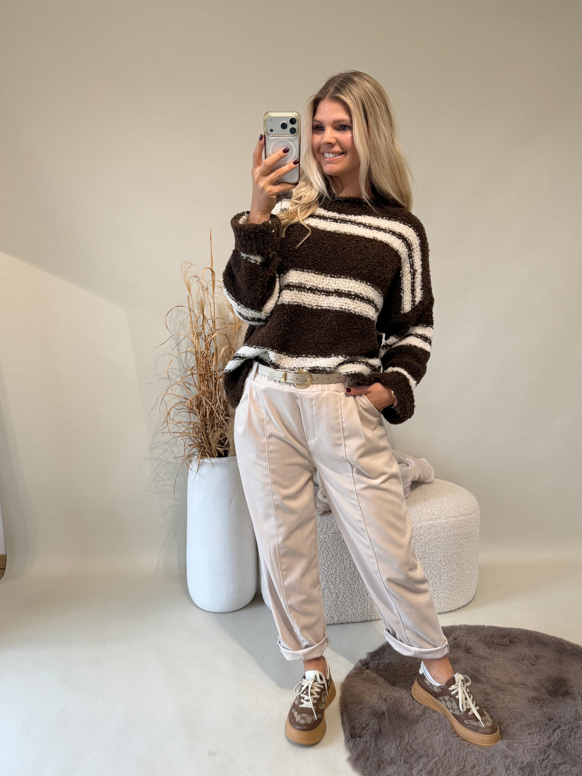 Pullover in Schokobraun / Wollweiß gestreift