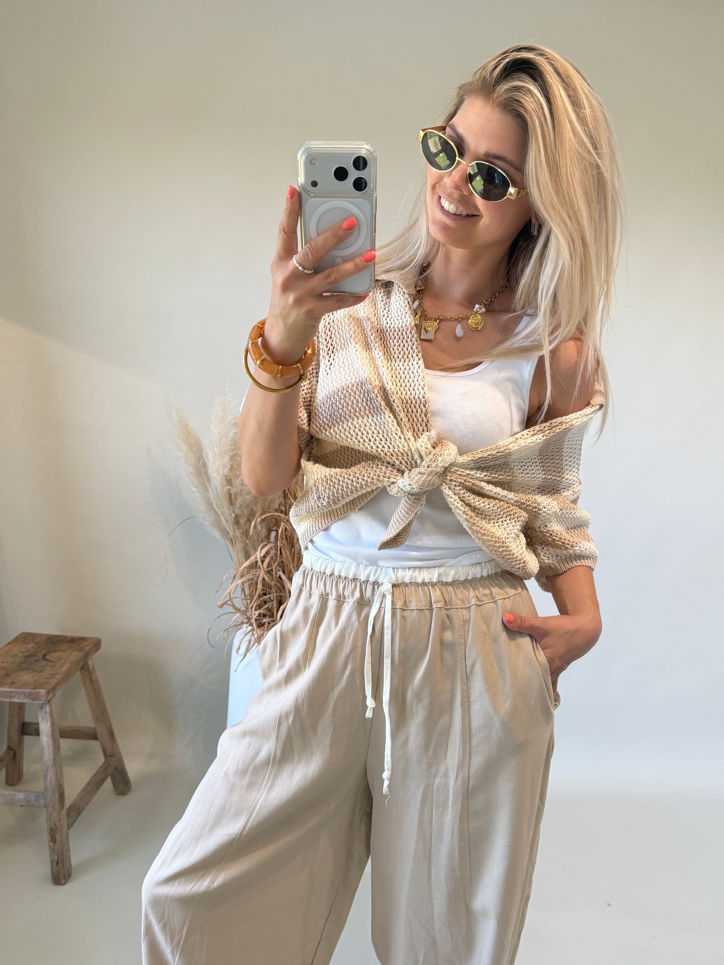 Strickjacke in Beige und Wollweiß gestreift