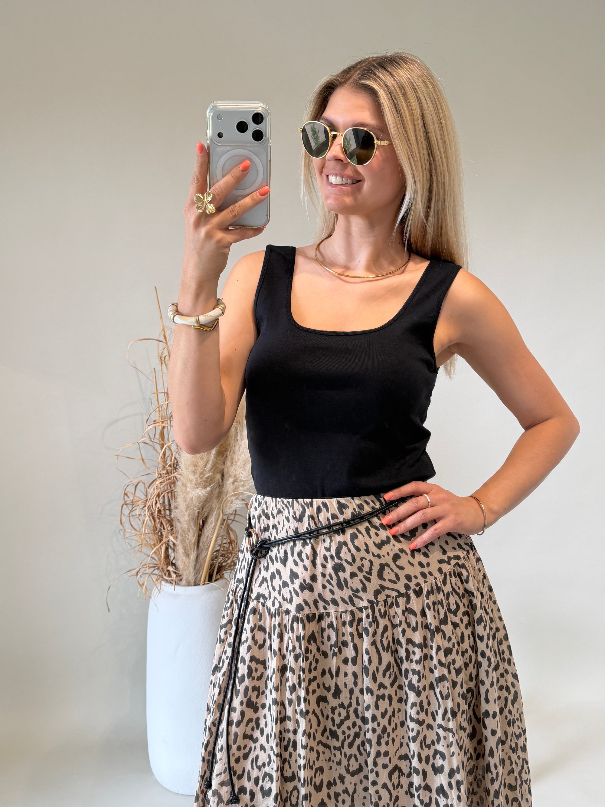 Top in Schwarz