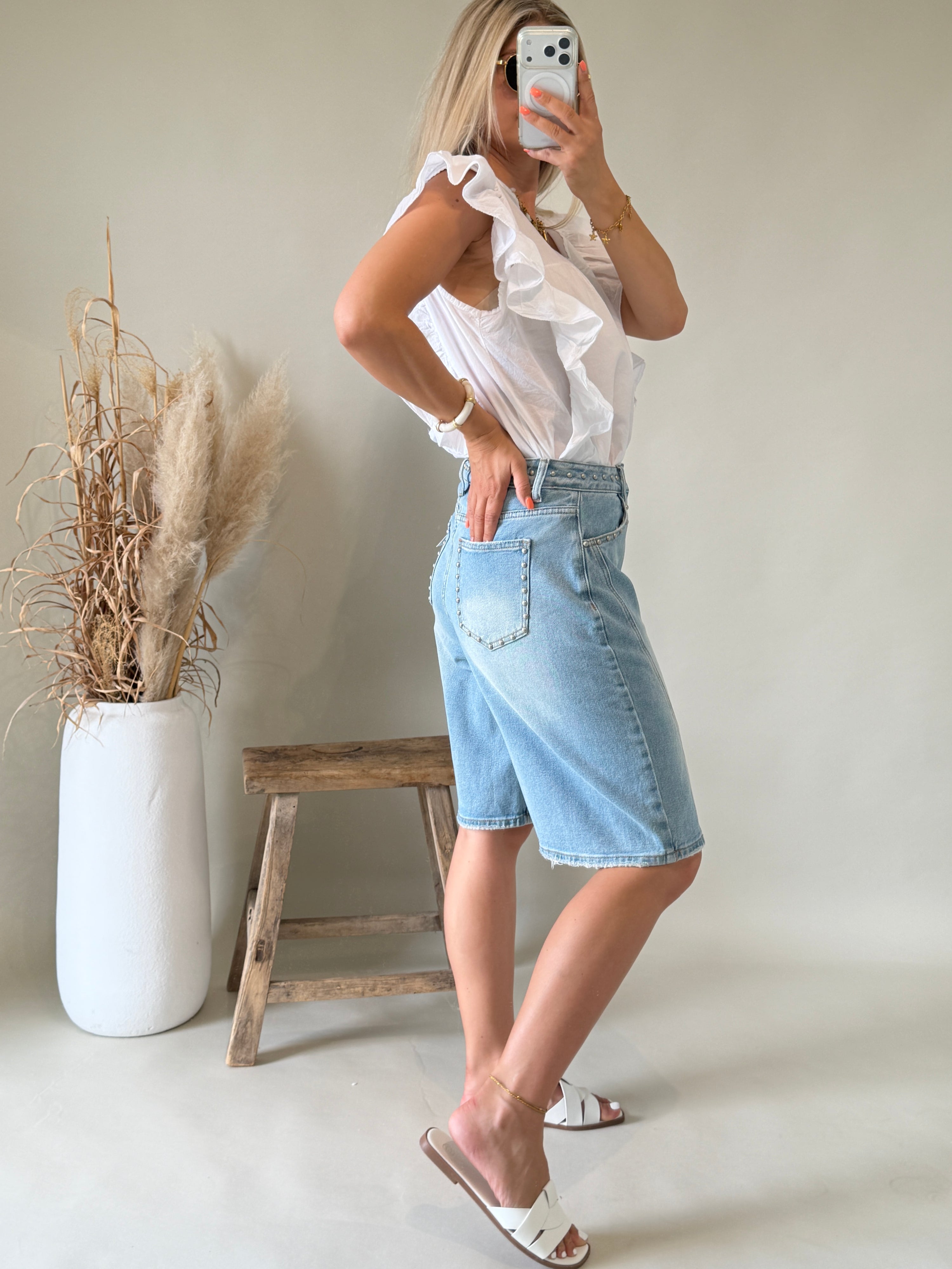 Bluse in Weiß mit Rüschen