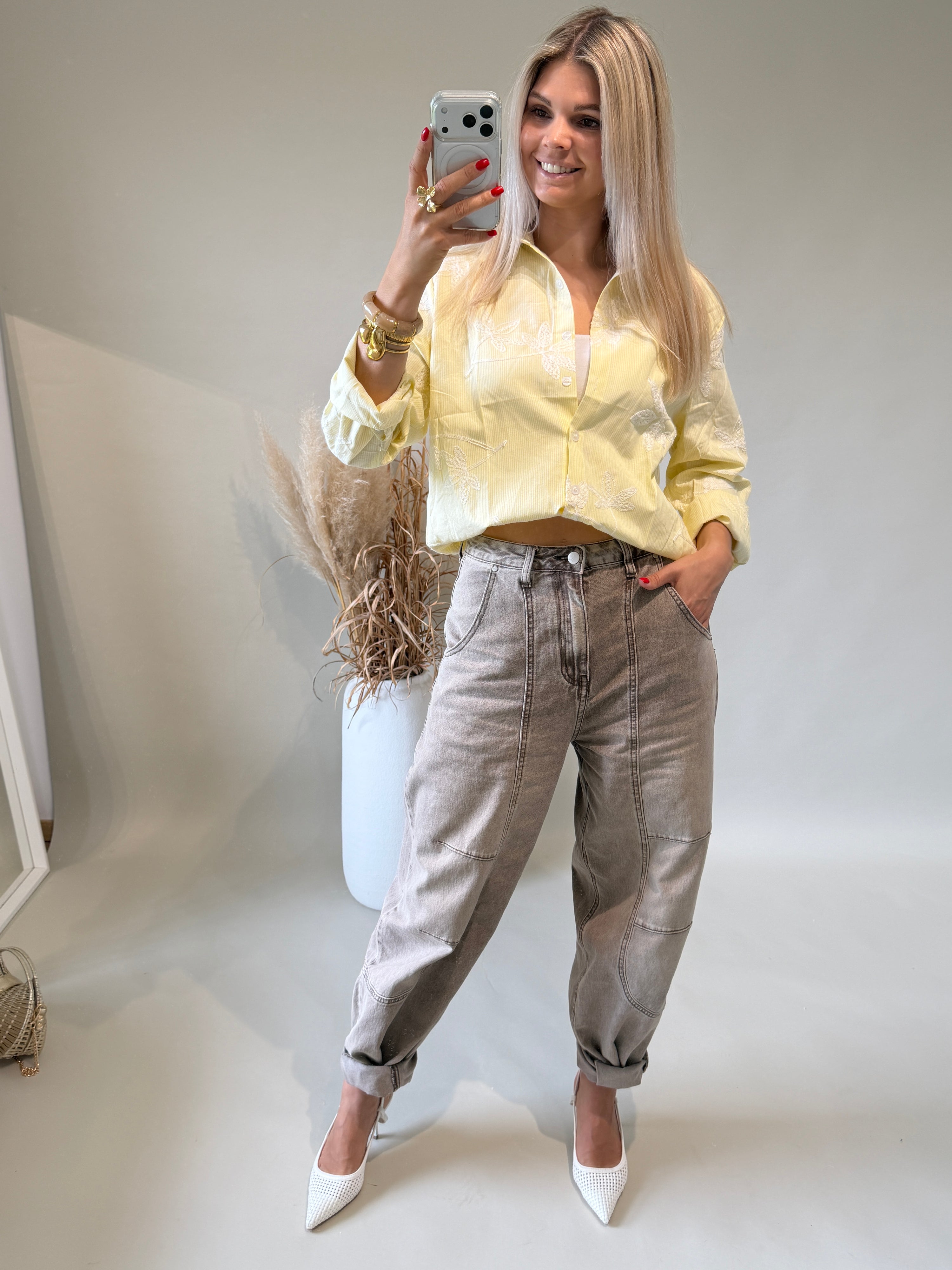 Bluse in Gelb gestreift mit Stickerei ( Blätter )