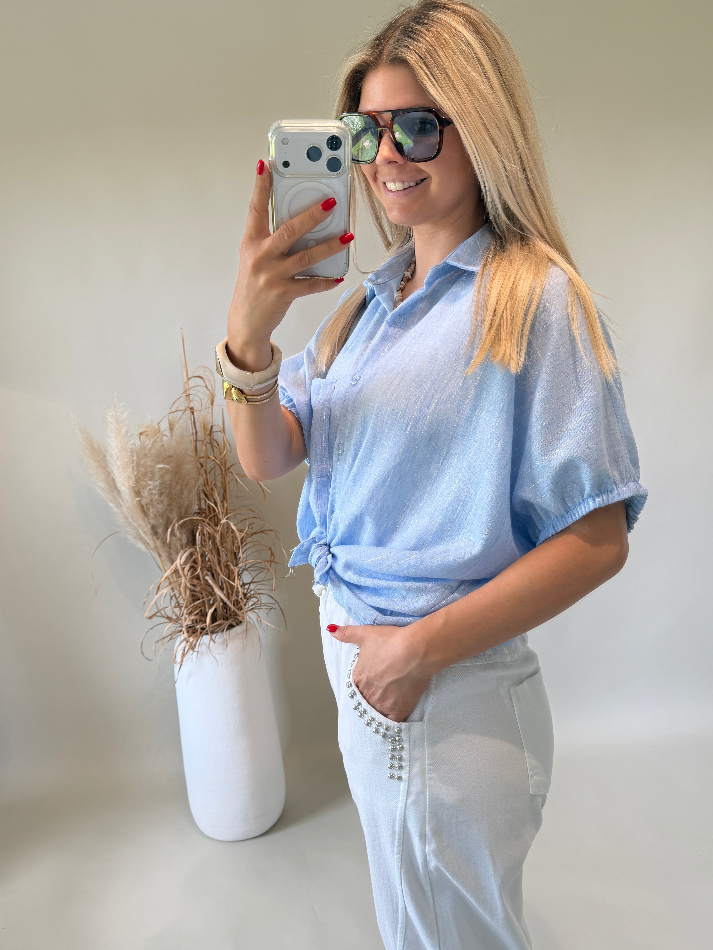 Bluse in Hellblau mit Leichten Glitzer ( Kurzarm )