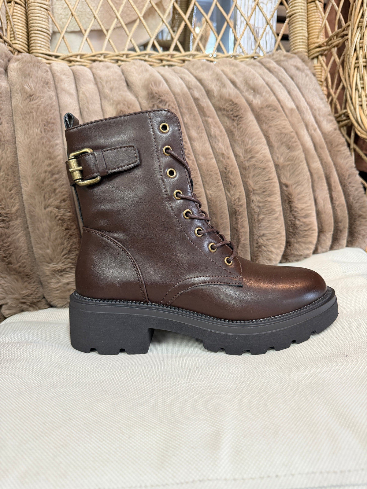 Boots in Schokobraun