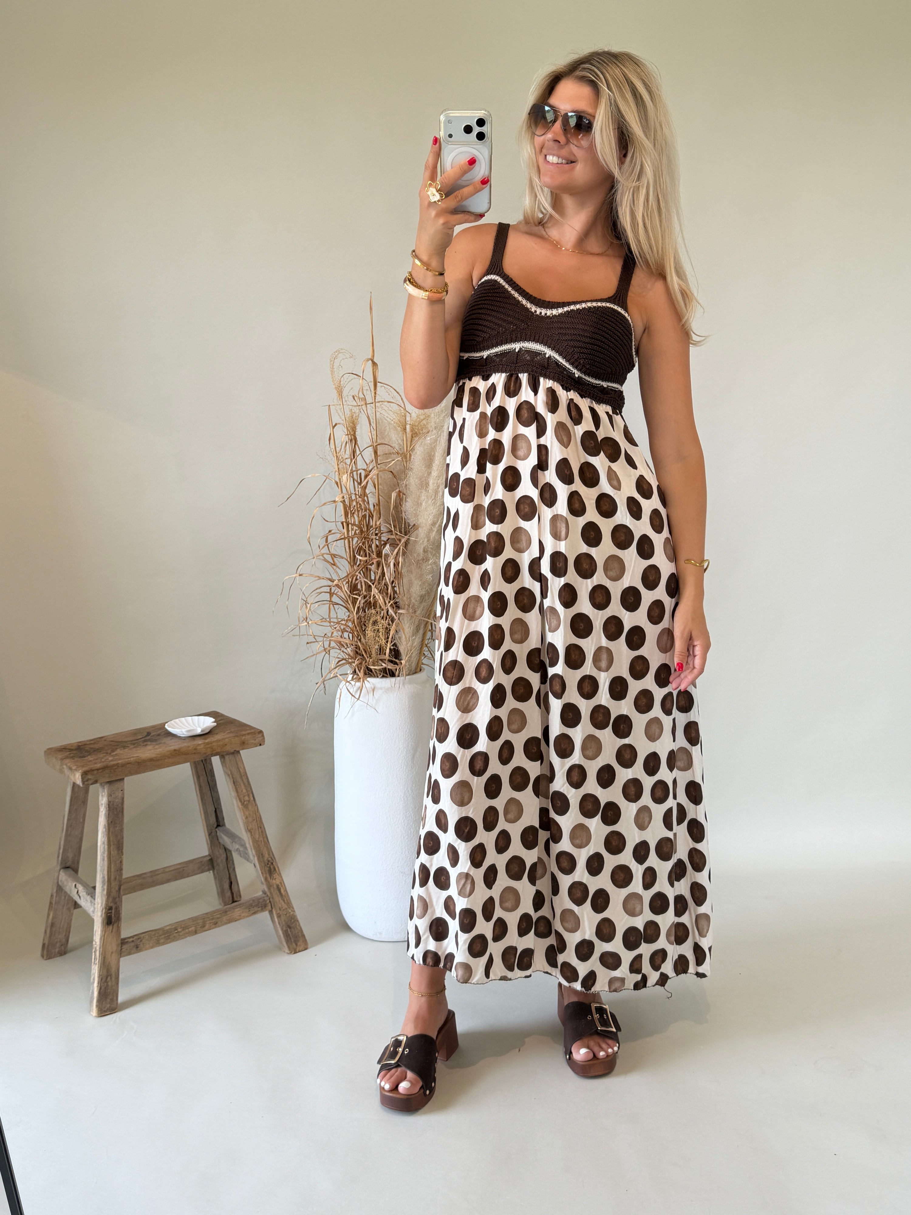 Kleid in Schokobraun mit Punkten und Strickeinsatz