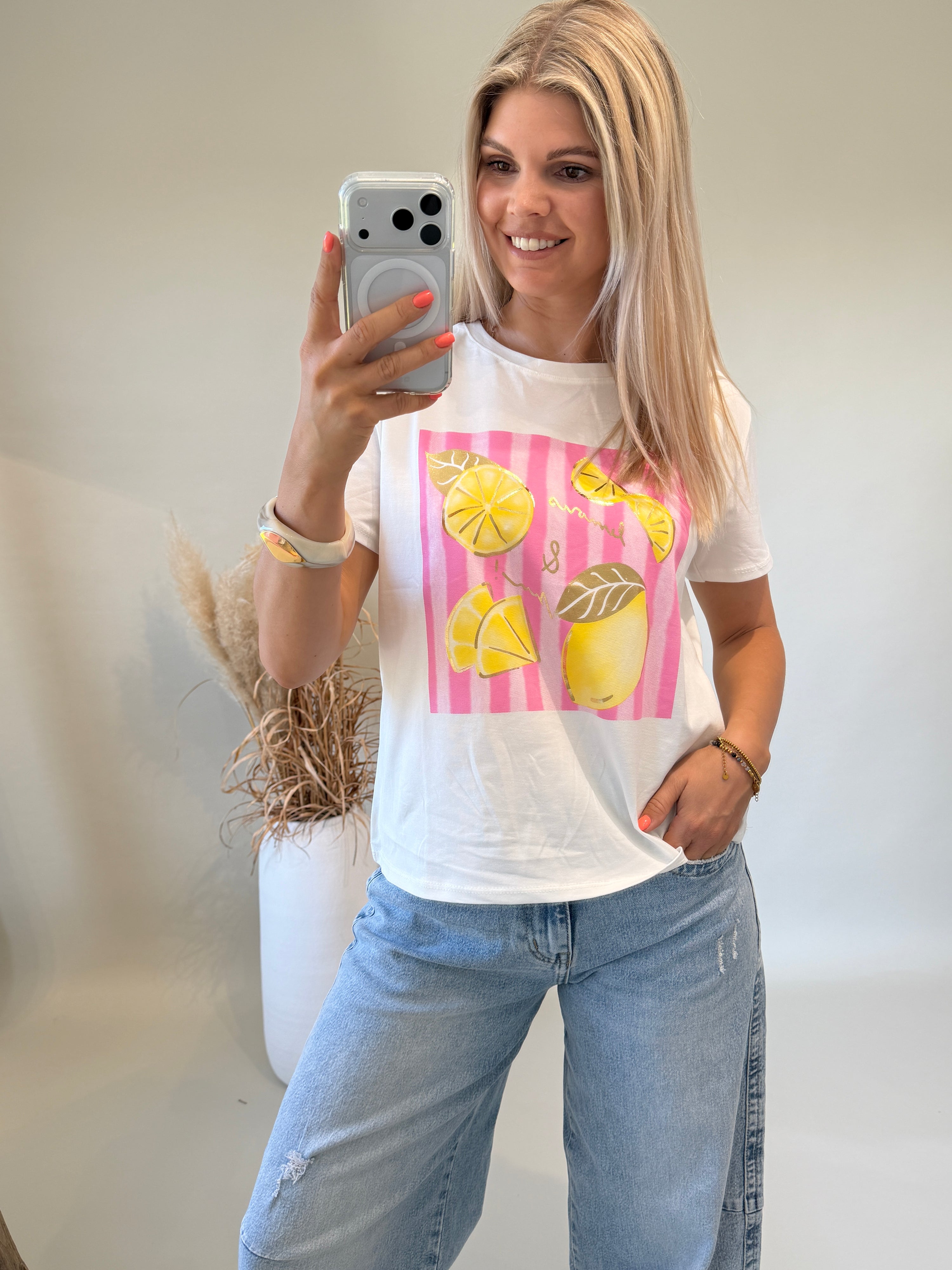 T - Shirt in Weiß / Rosa mit Zitronen