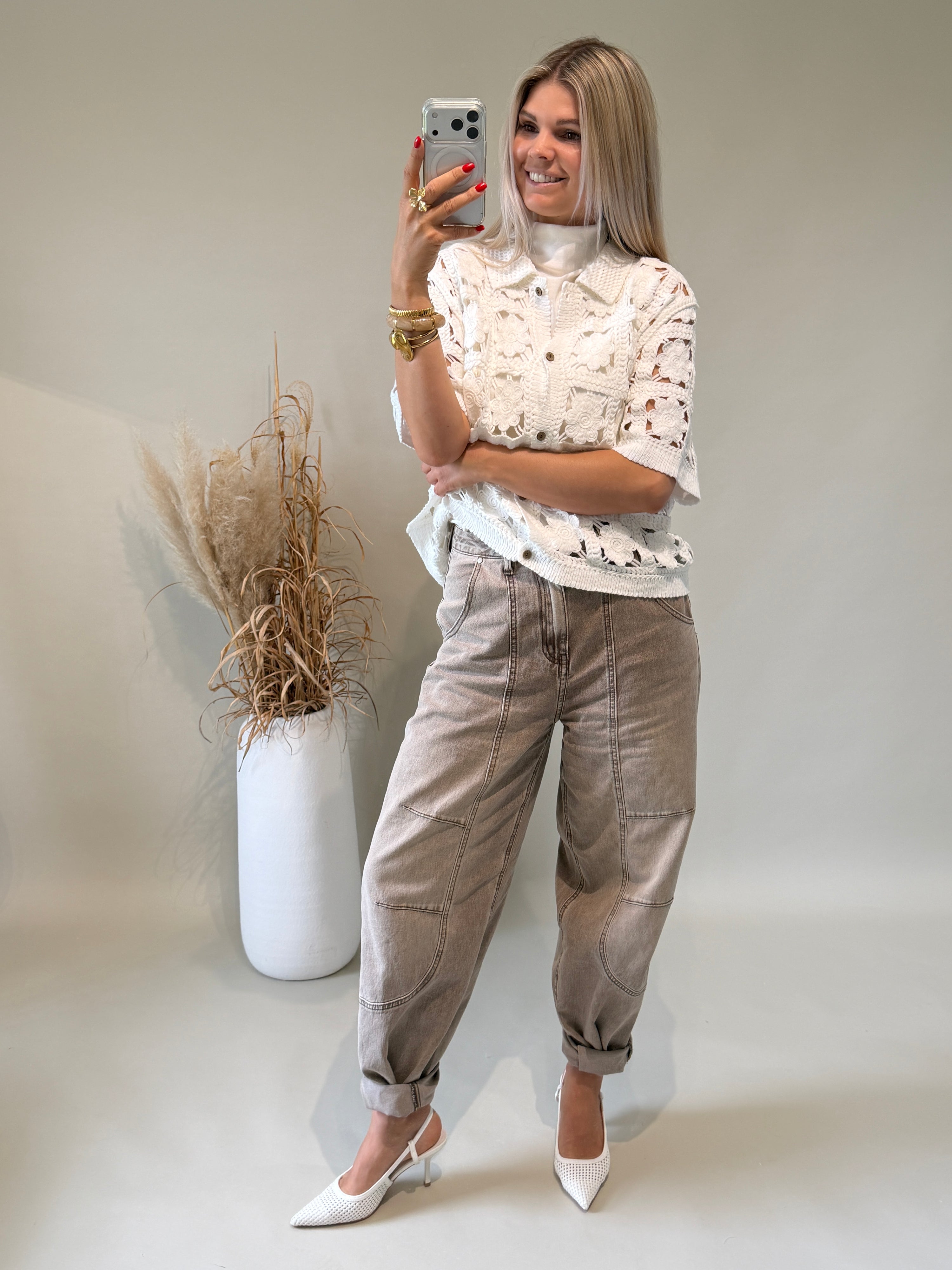 Jeans ( Ballon ) in verwaschenen Braunton mit Nähte