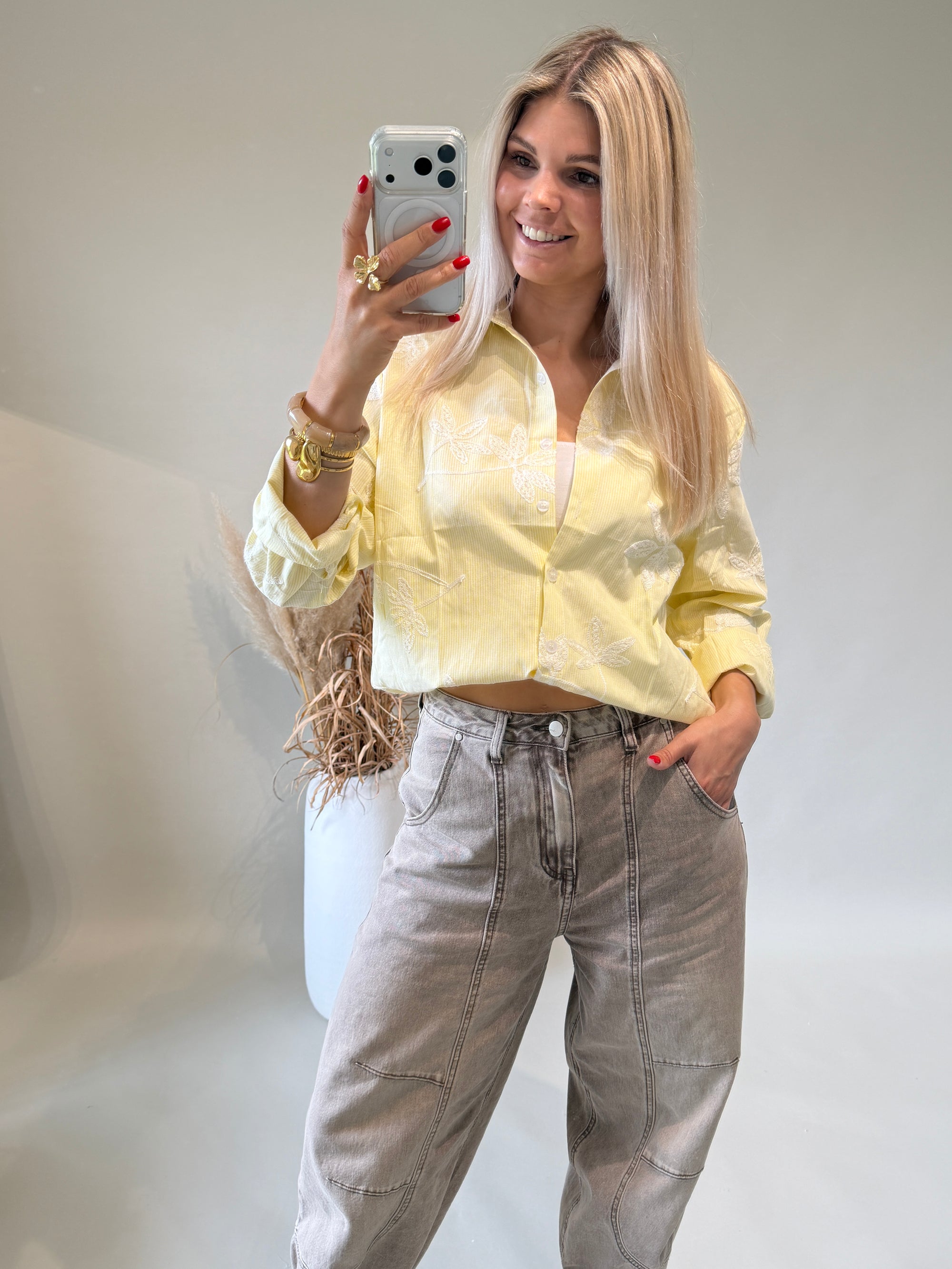 Bluse in Gelb gestreift mit Stickerei ( Blätter )