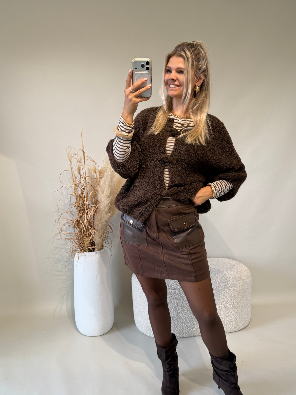 Strickjacke in Schokobraun ( Kurzarm )
