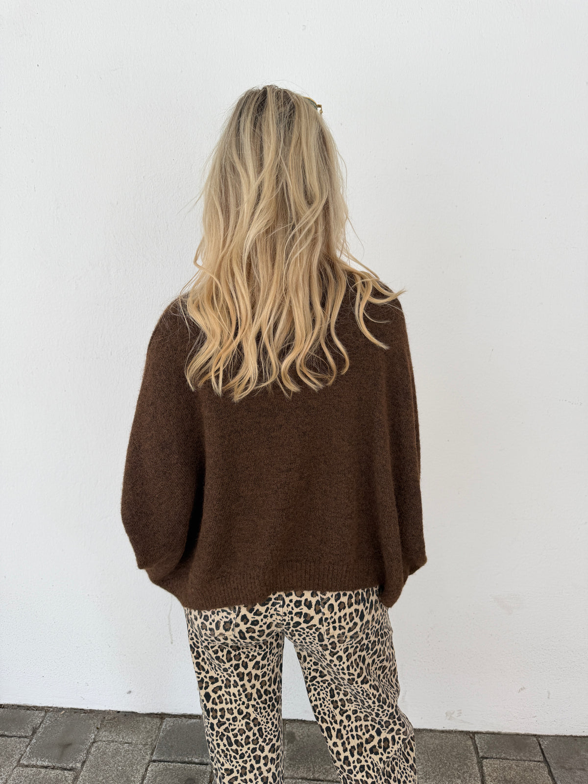 Pullover in Schokobraun mit großer Tasche ( Kurzarm )