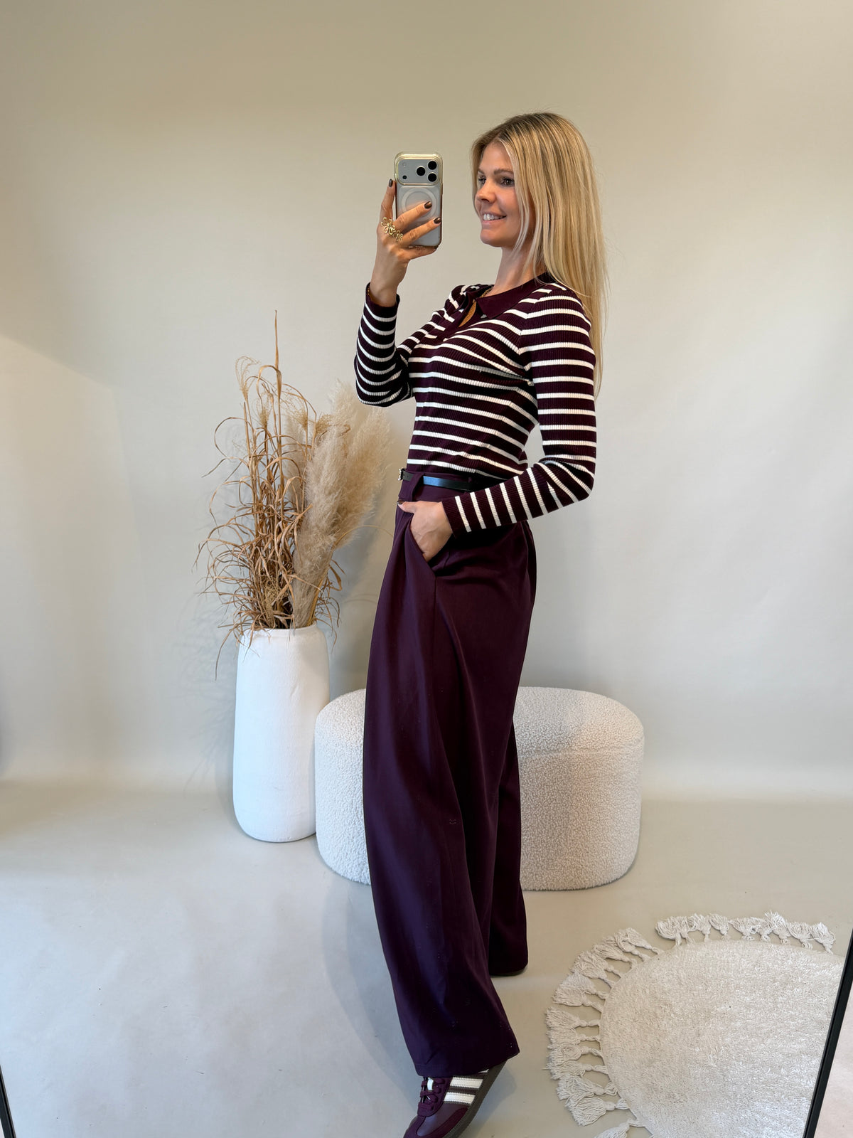 Pullover in Burgundy / Wollweiß gestreift