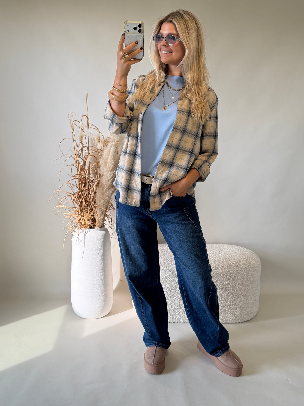 Jeans in Dunkelblau ( Ballon ) mit großen Taschen seitlich