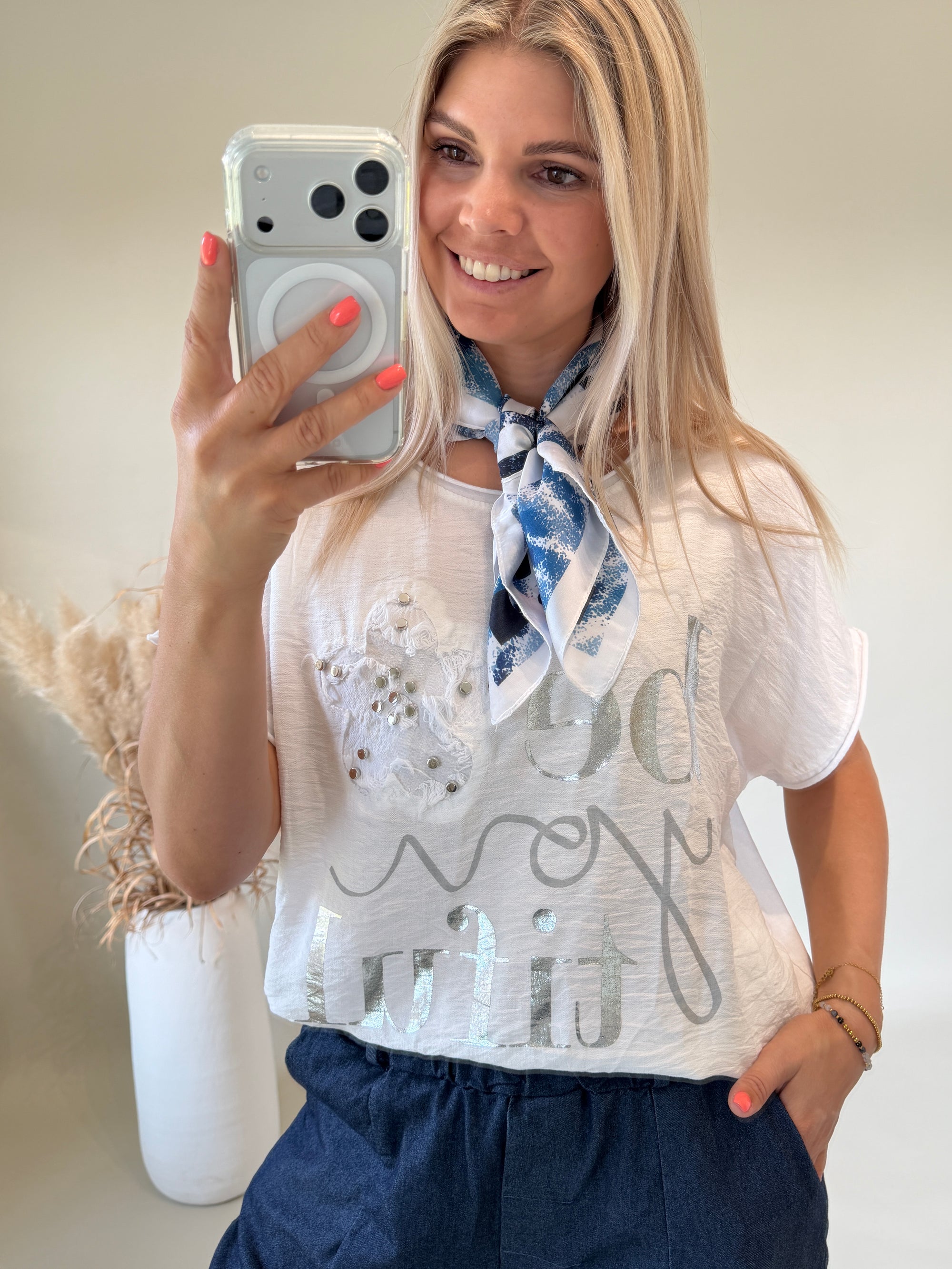 T - Shirt in Weiß mit Glitzeraufdruck