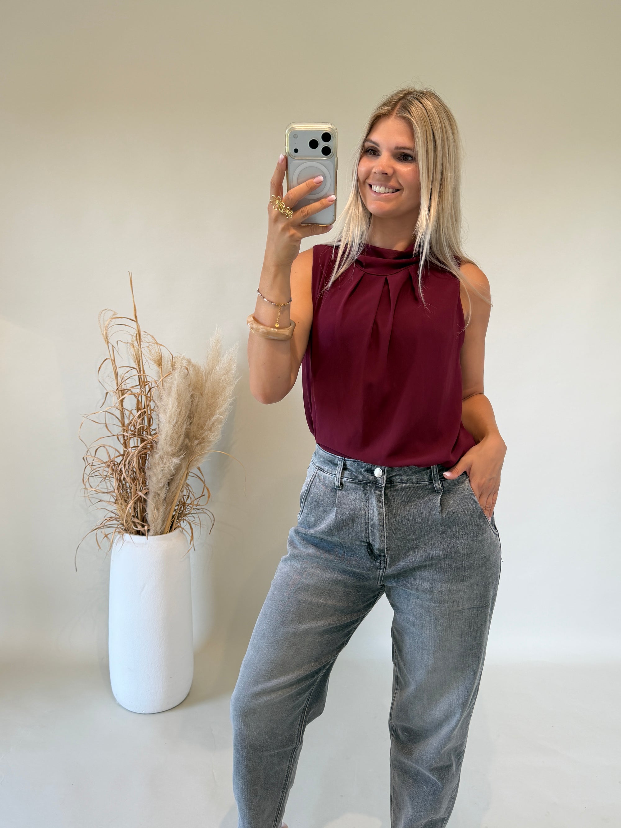 Bluse in Bordeaux