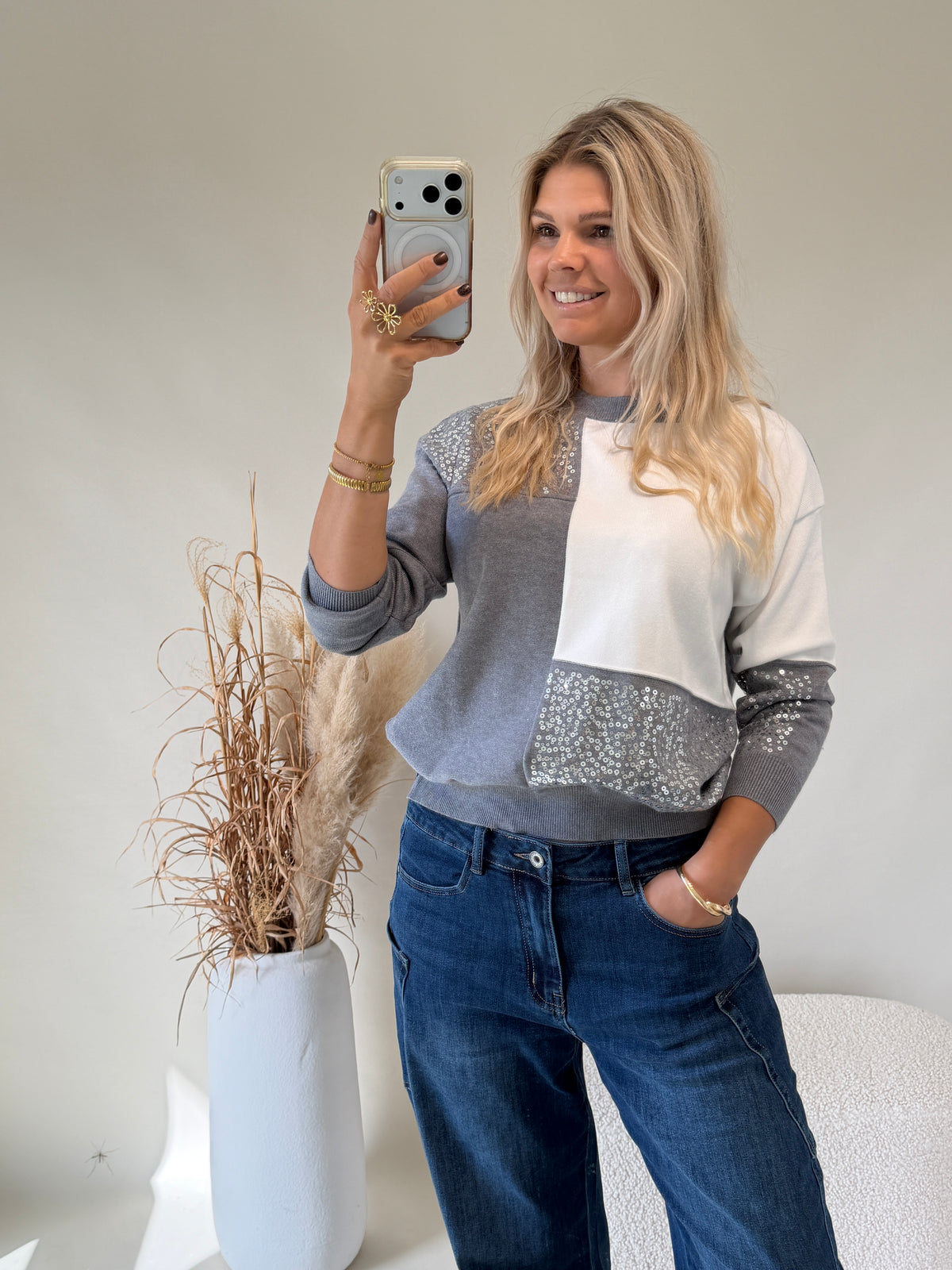Pullover in Hellgrau / Wollweiß mit Glitzer