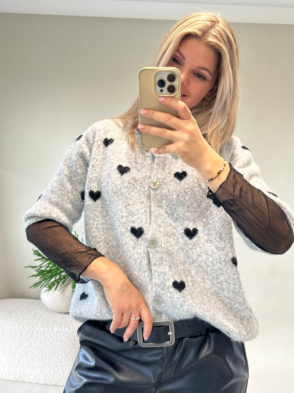 Strickjacke in Hellgrau mit Schwarzen Herzen (Kurzarm)
