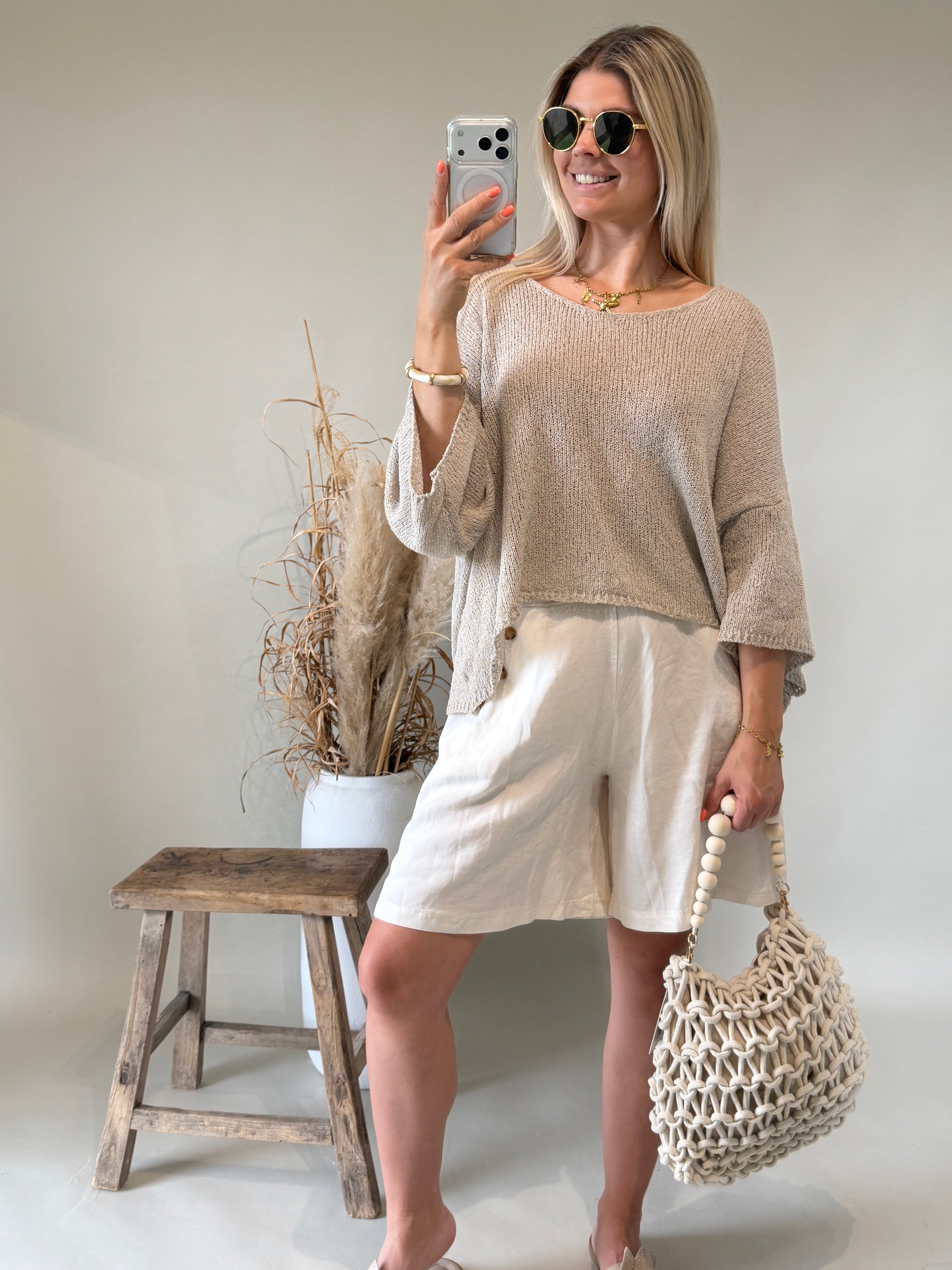 Pullover in Taupe ( V - Ausschnitt ) kurzarm