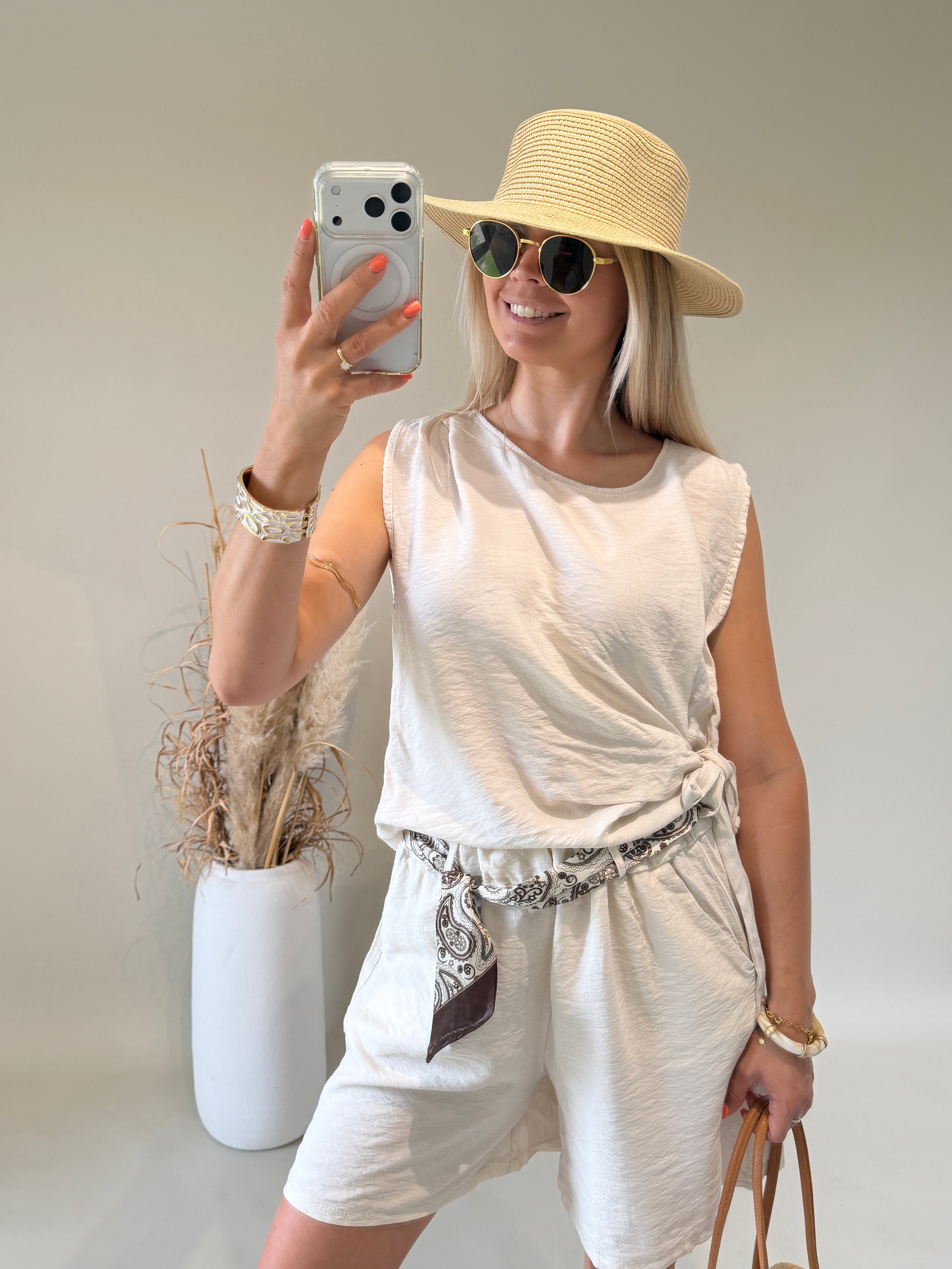Bluse in Beige ( Ärmellose ) in Wickeloptik