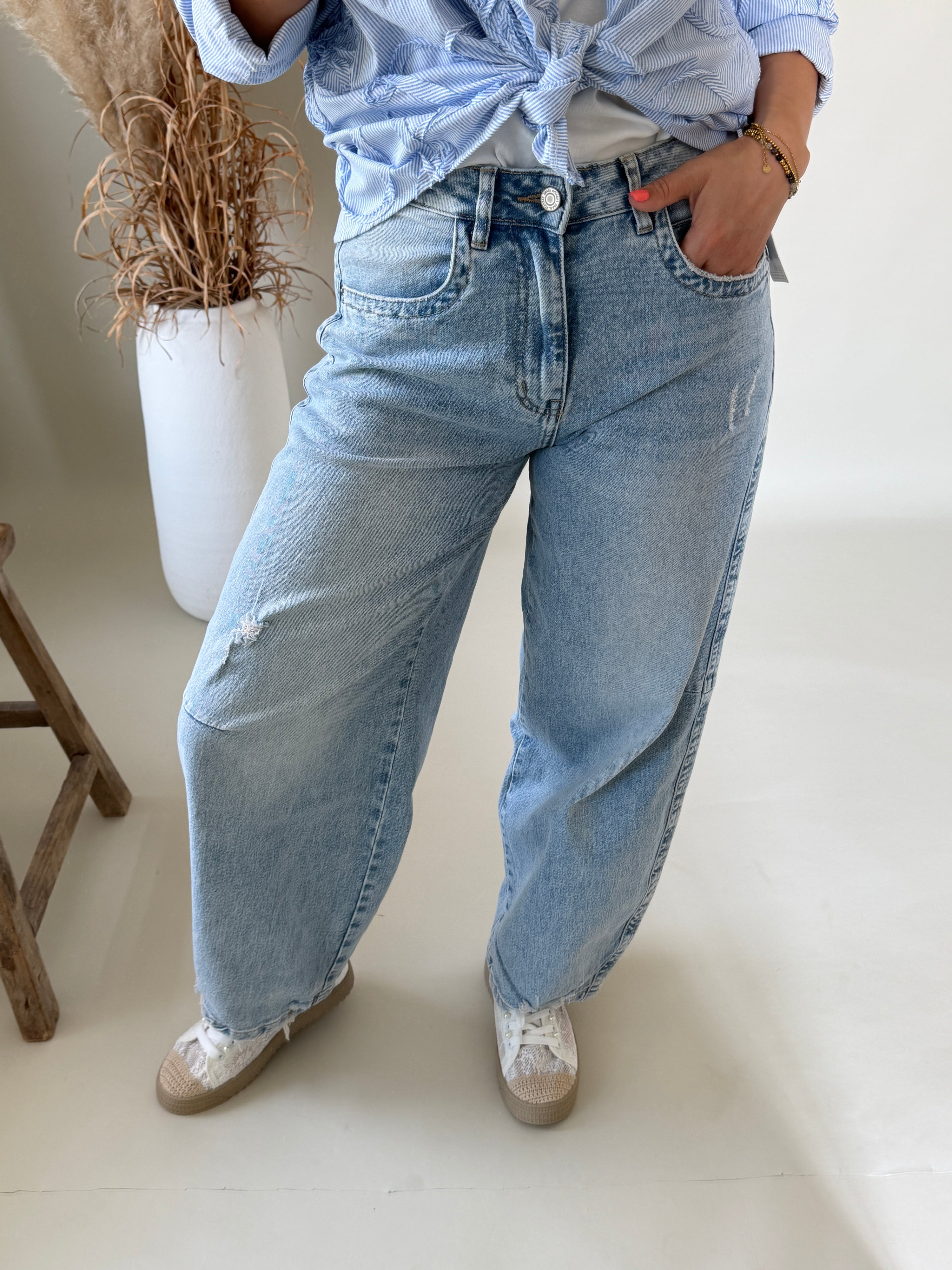 Jeans ( Ballon) mit Naht am Knie