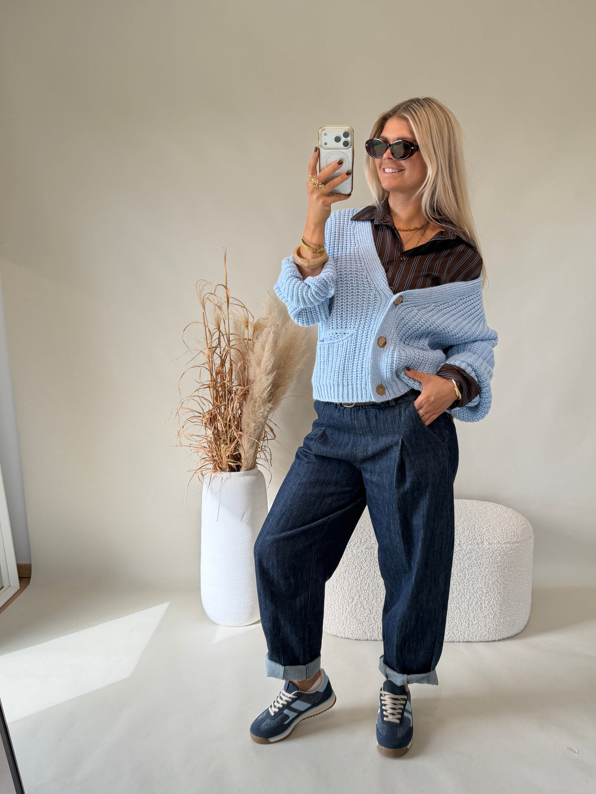 Strickjacke in Hellblau mit Taschen
