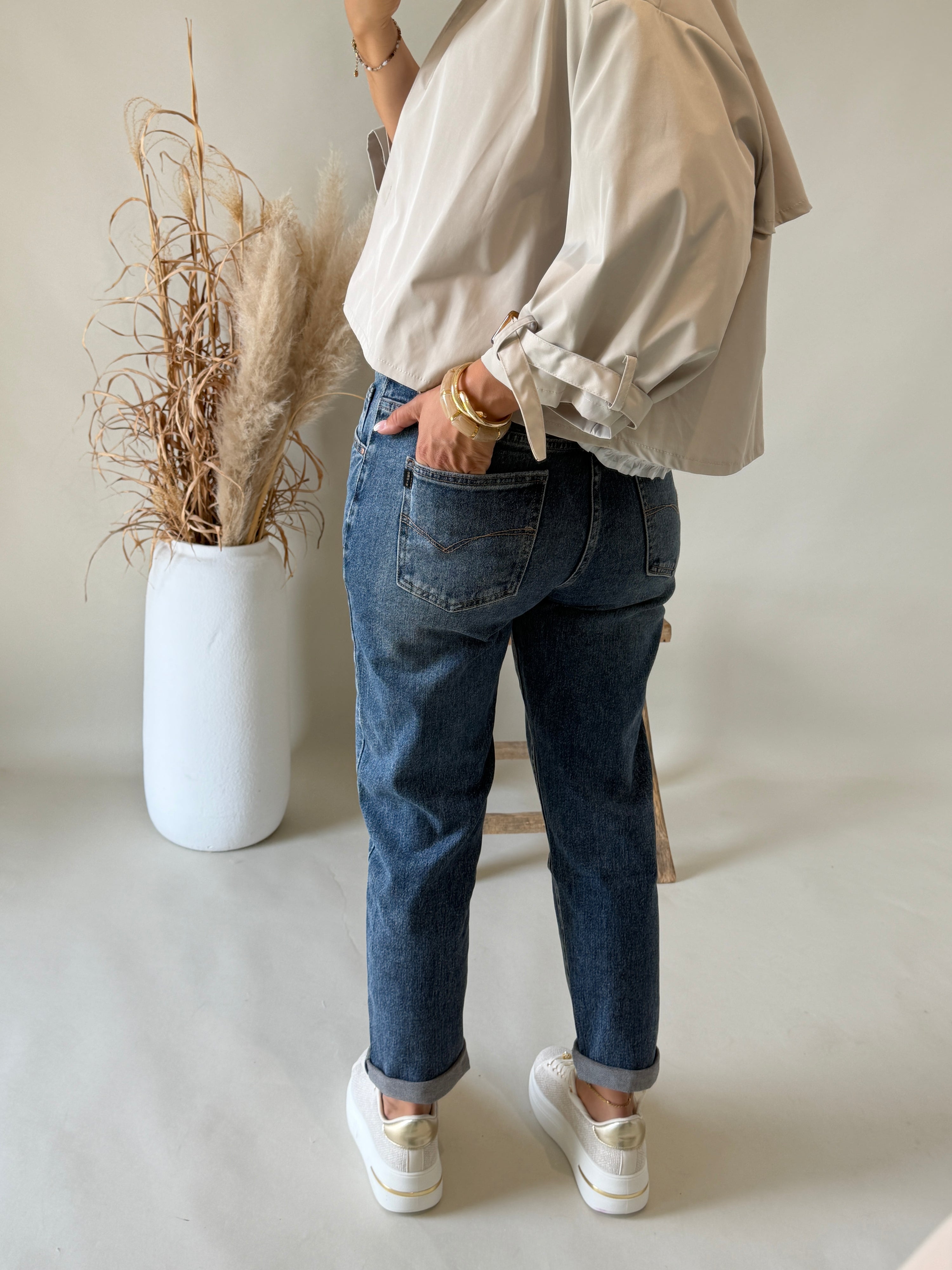 Jeans in Dunkelblau ( Mom Fit )
