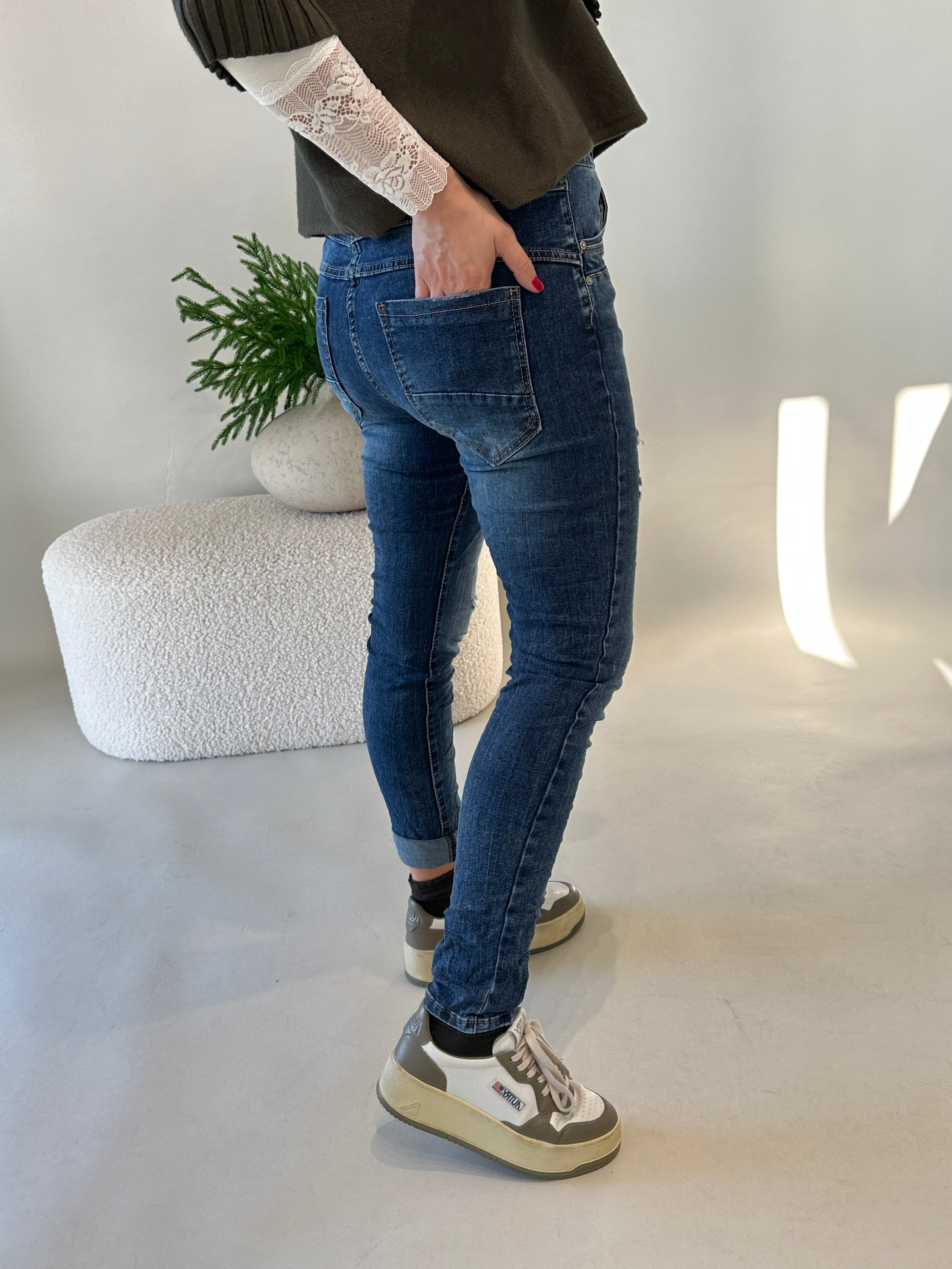 Jeans mit Glitzerknöpfe