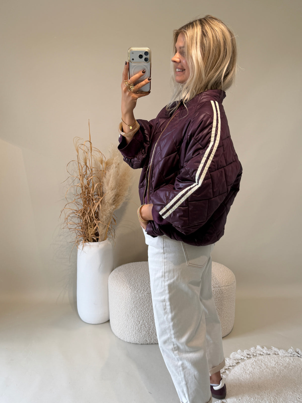 Jacke in Burgundy mit Beigen Streifen