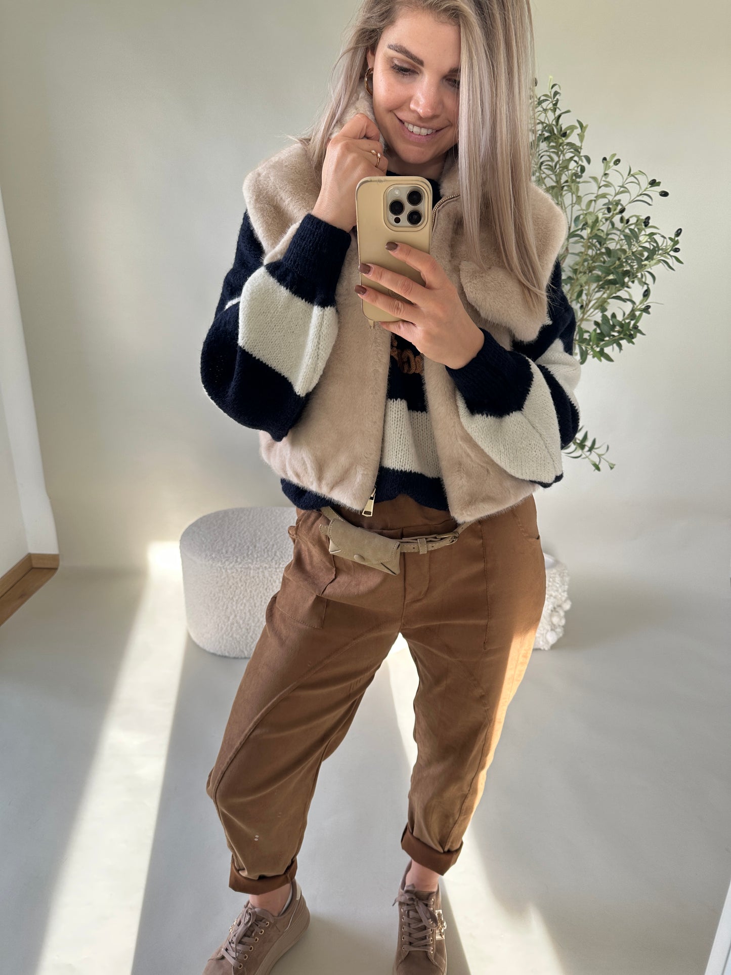 hose in zimt ( wildeder-optik) mit gürtel