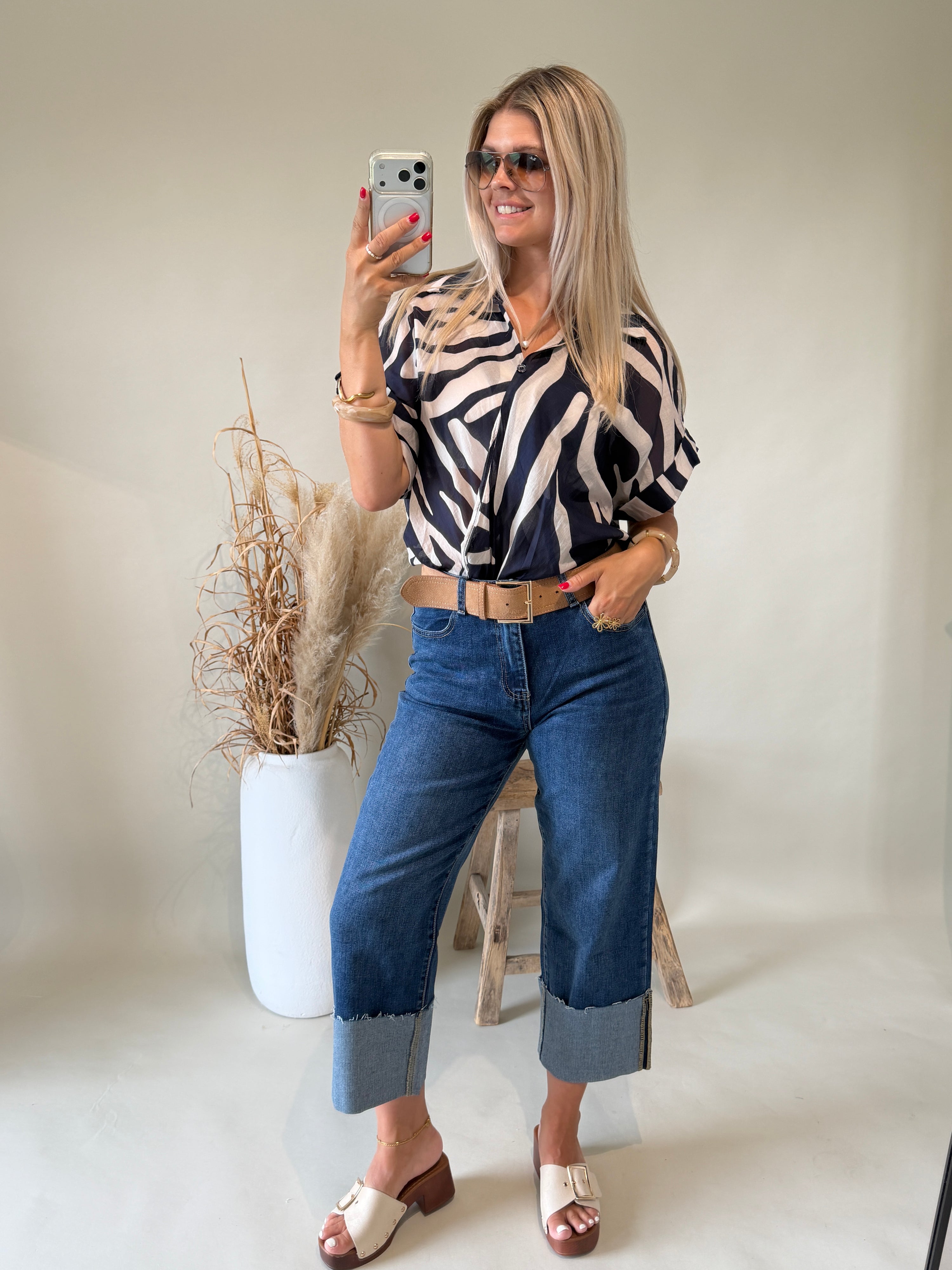 Bluse in Dunkelblau ( Kurzarm )