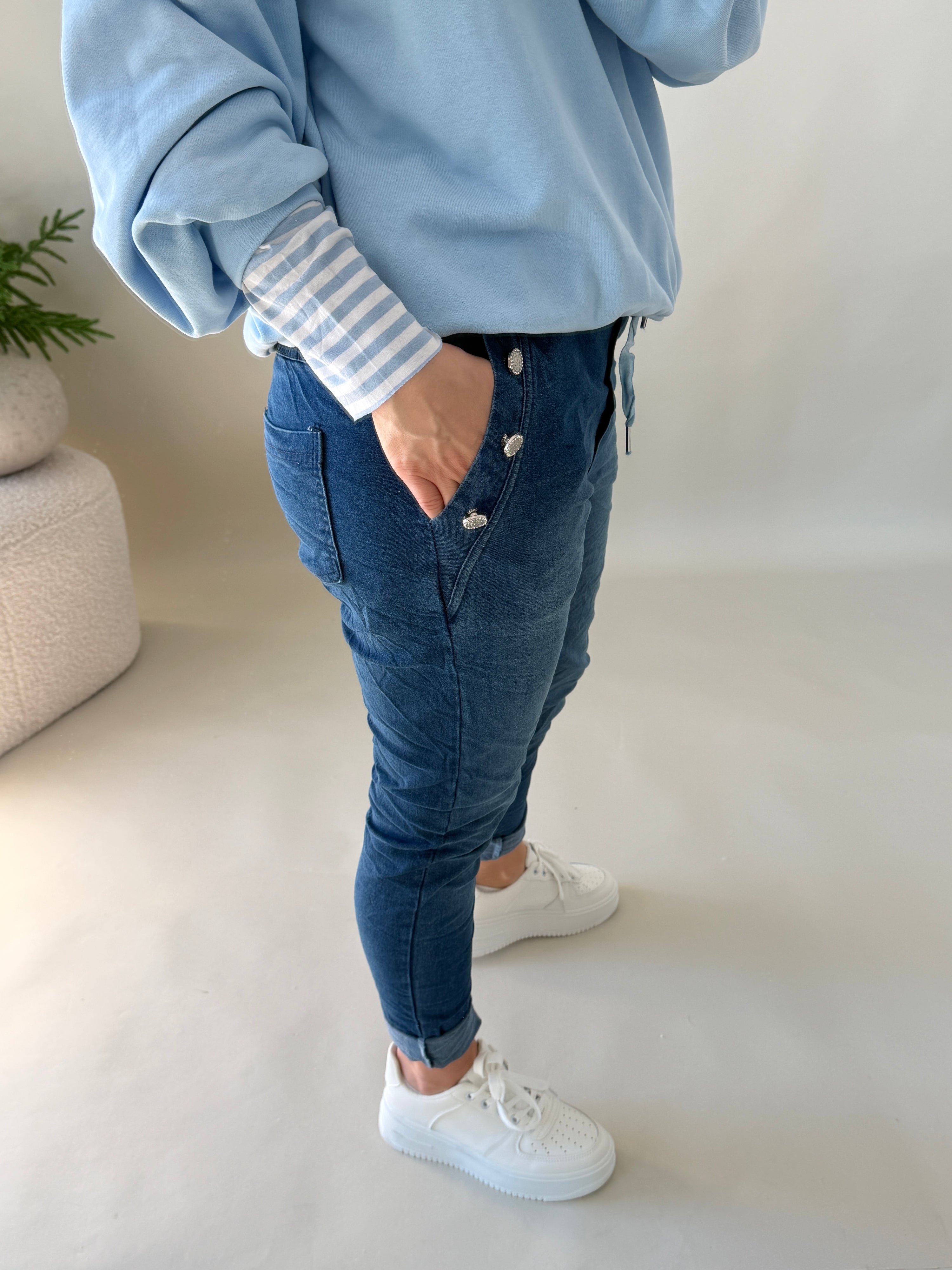 Shirt in Hellblau/Weiß gestreift