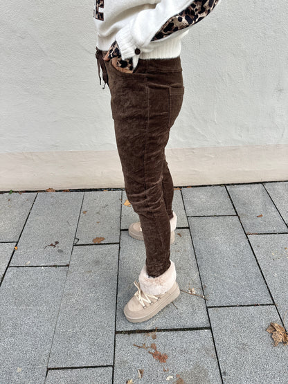Hose in Schokobraun Samt-Optik