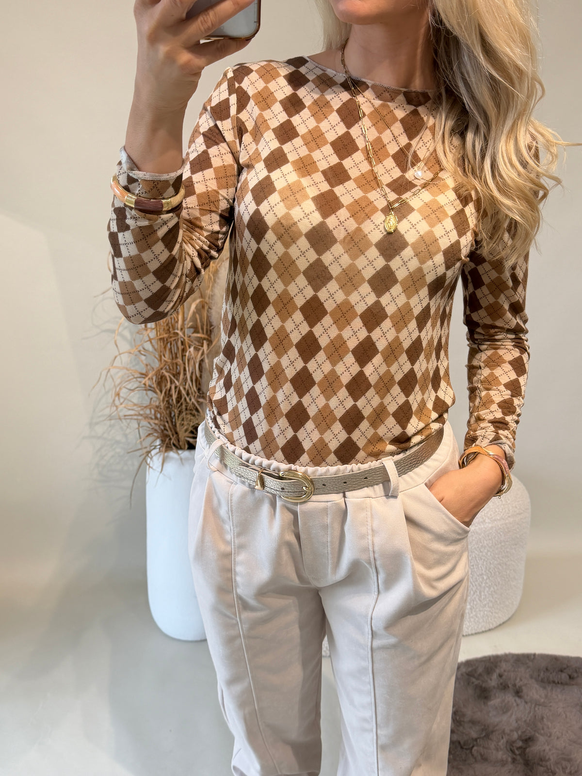 Shirt in Brauntöne mit Rautenmuster