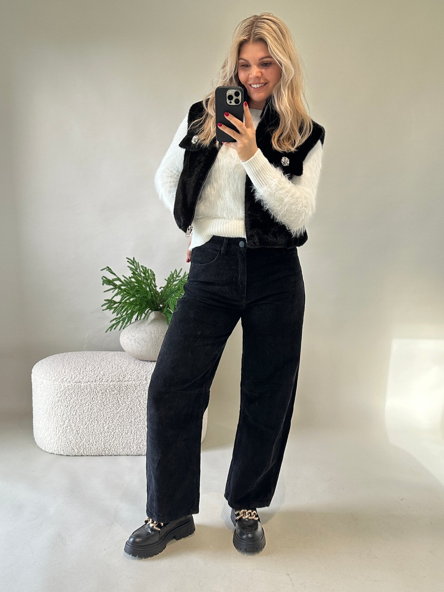 hose in schwarz (ballonhose cord)