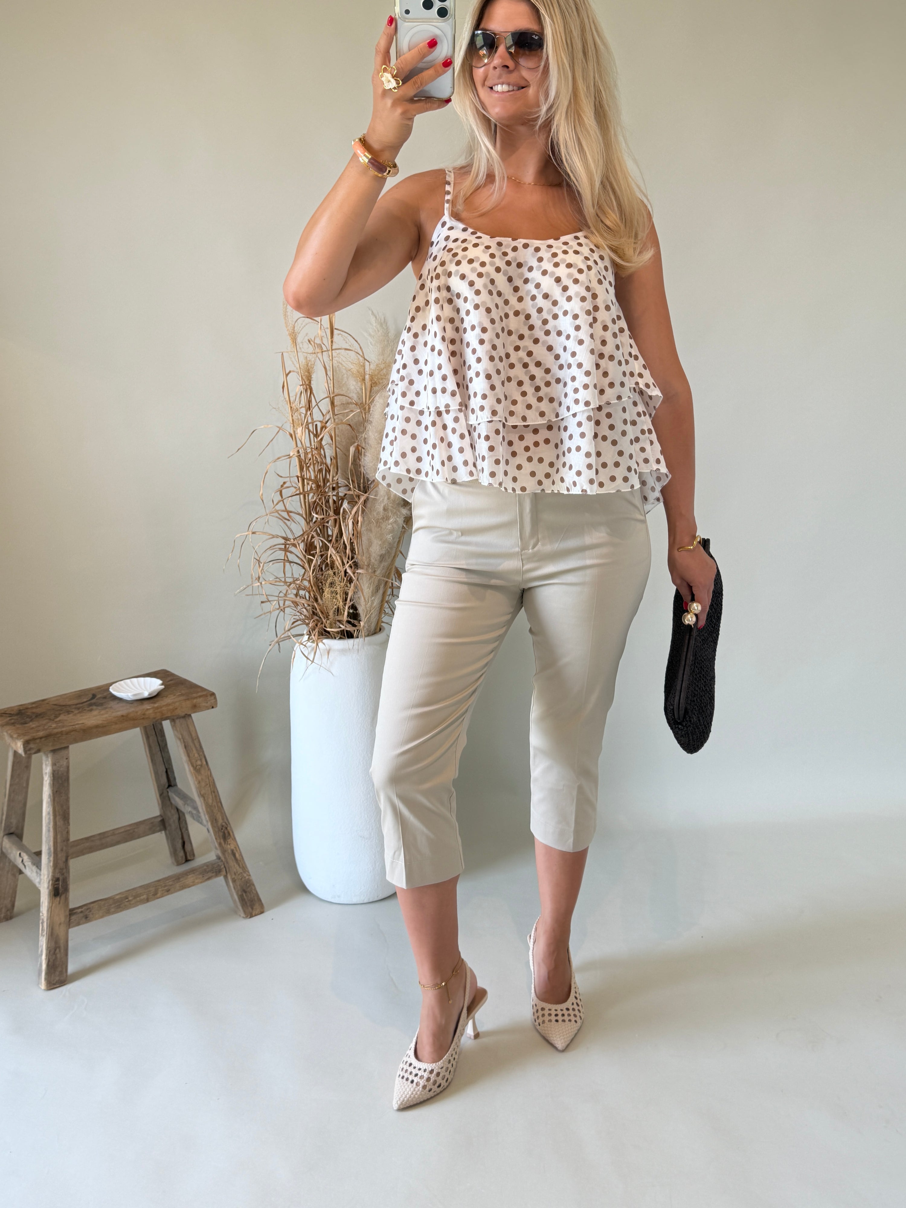 Hose in Beige  ( 3 / 4 Länge mit Tuch )