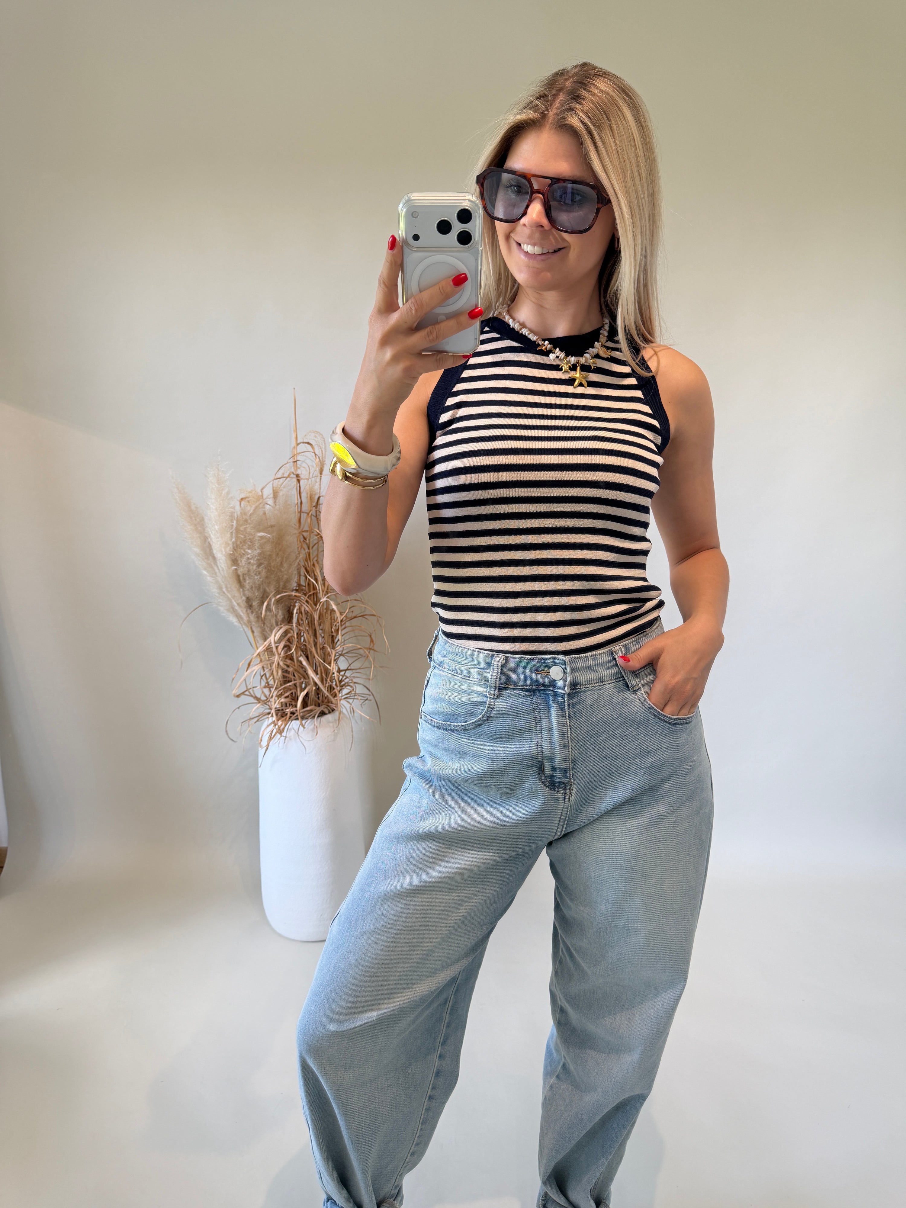 Top in Dunkelblau / Beige gestreift