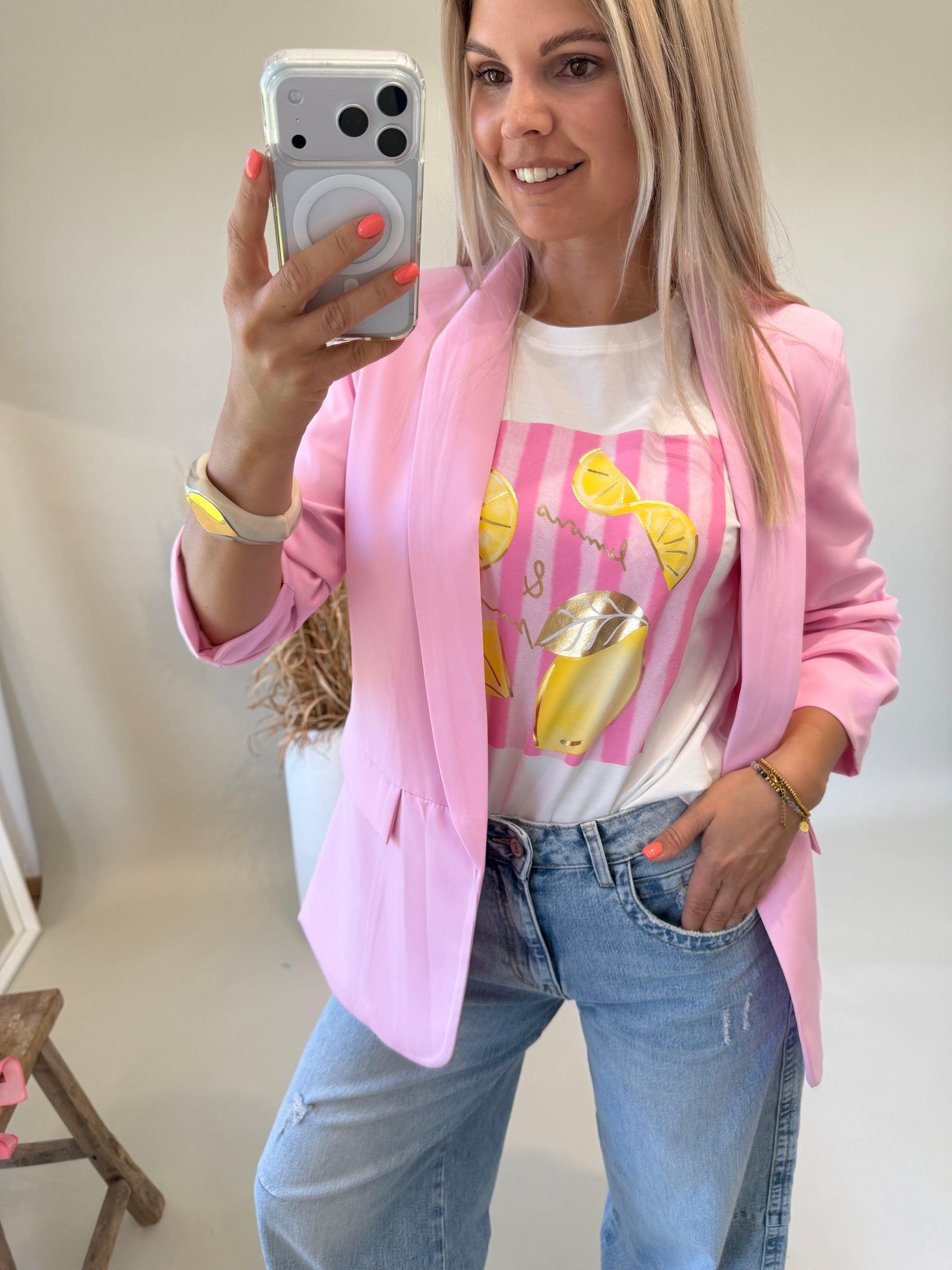 T - Shirt in Weiß / Rosa mit Zitronen