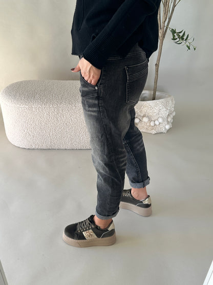 Jeans in Schwarz S. Woman