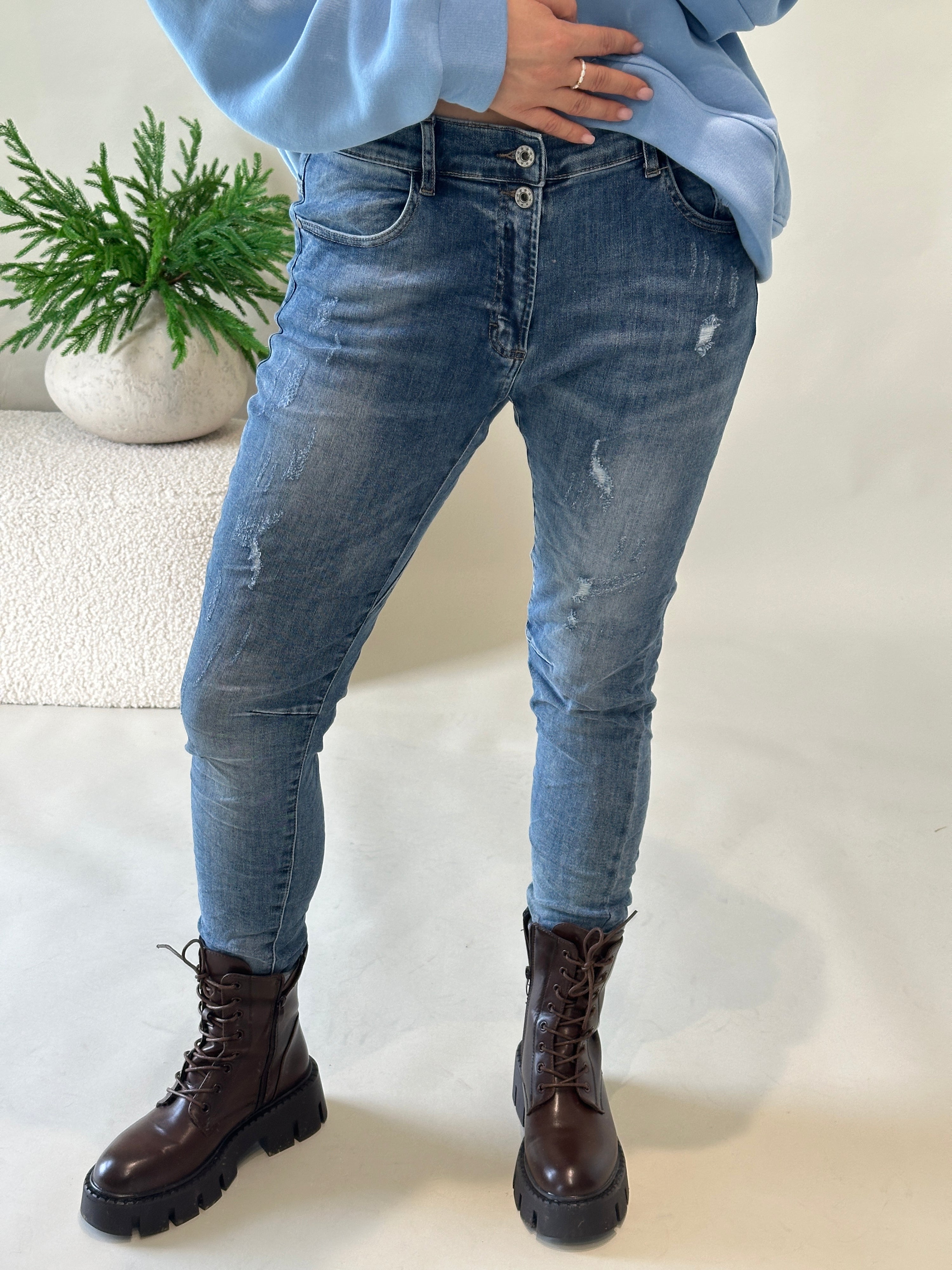 Jeans mit Gummizug hinten