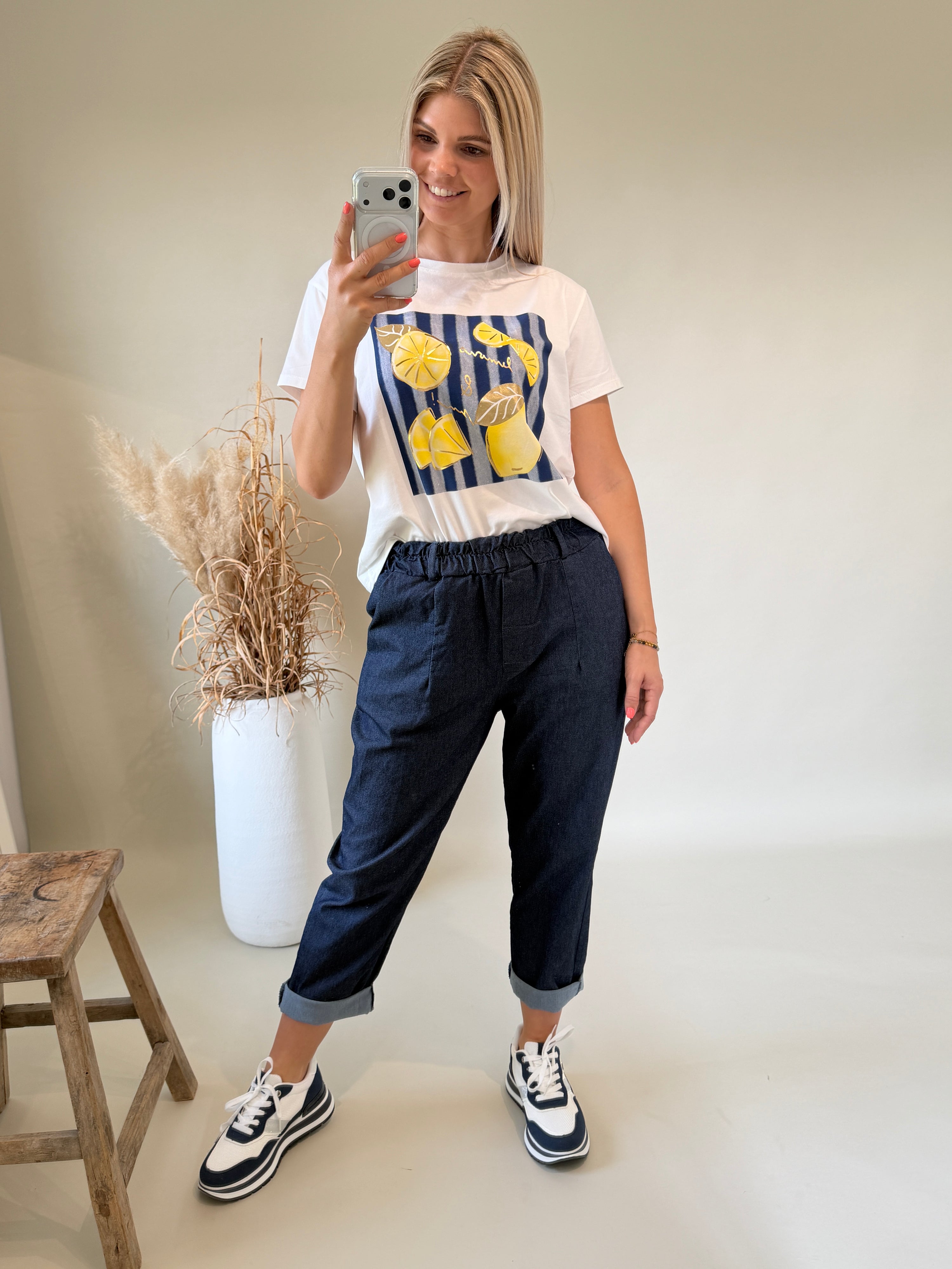 T - Shirt in Weiß mit Zitronen in Blau