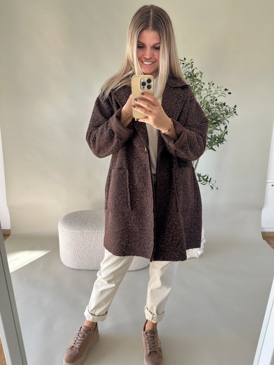 Mantel in Schokobraun mit großen Taschen vorne