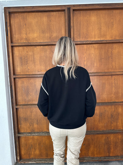 Pullover Amour in Schwarz mit Beige