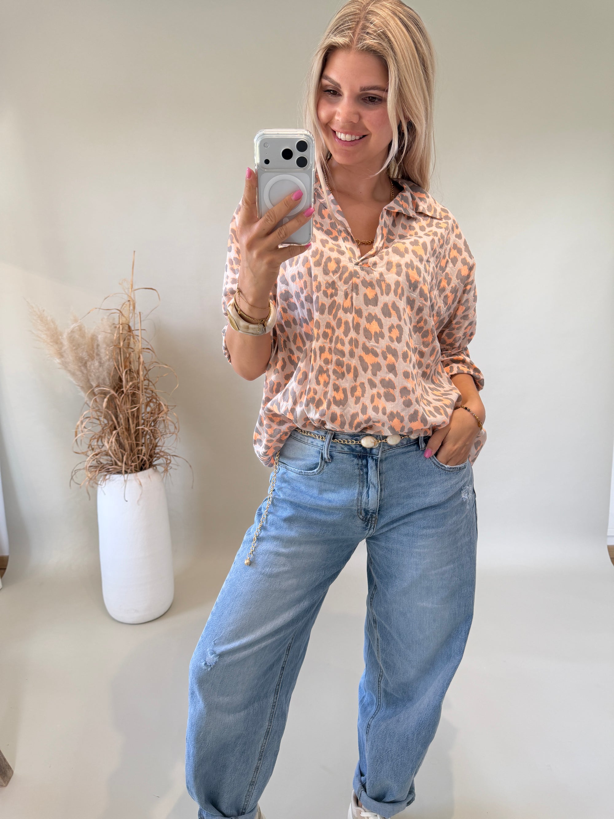 Bluse in Orange / Taupe mit Leomuster