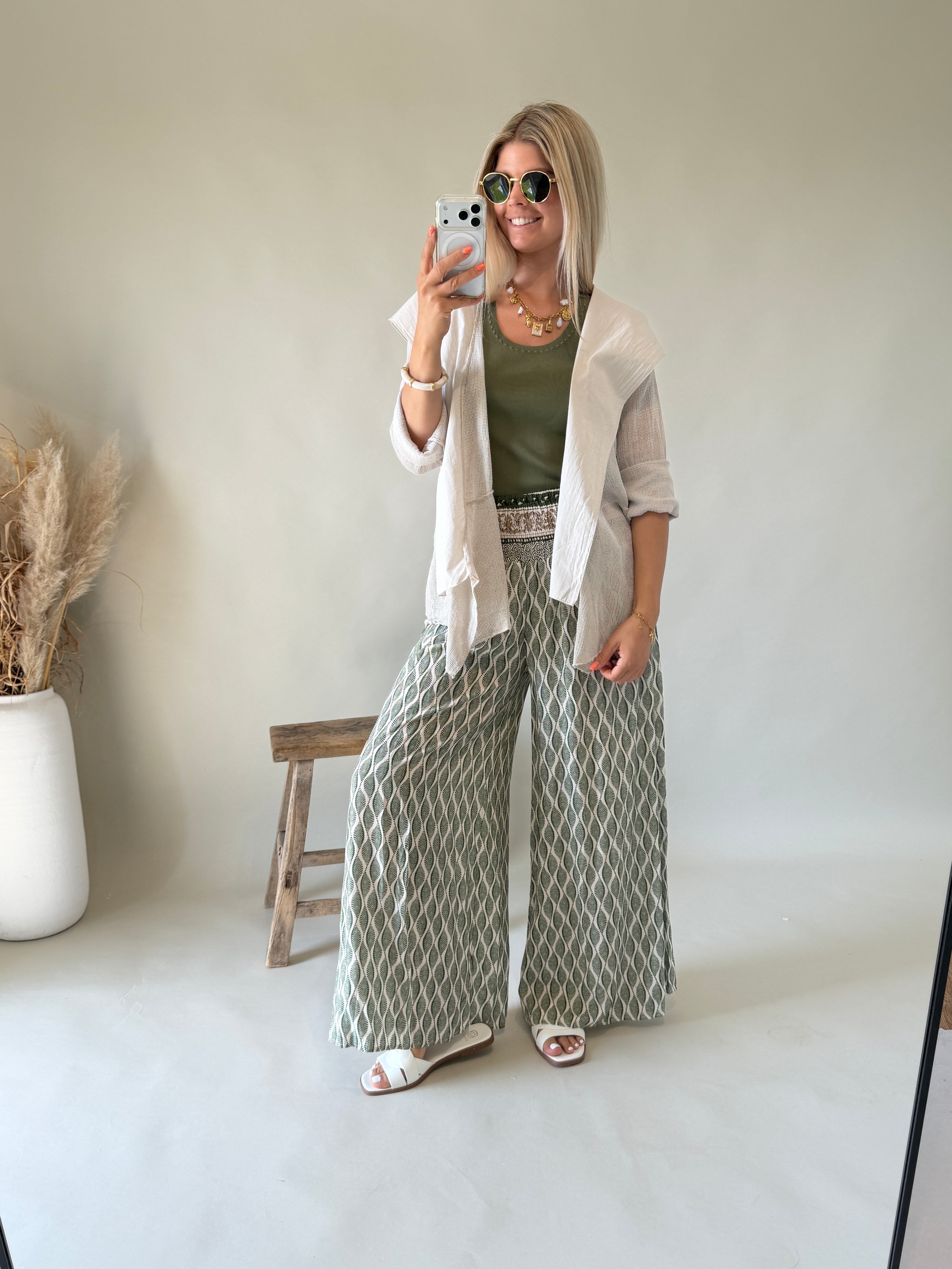 Jacke in Beige in Netz - Optik mit Kapuze