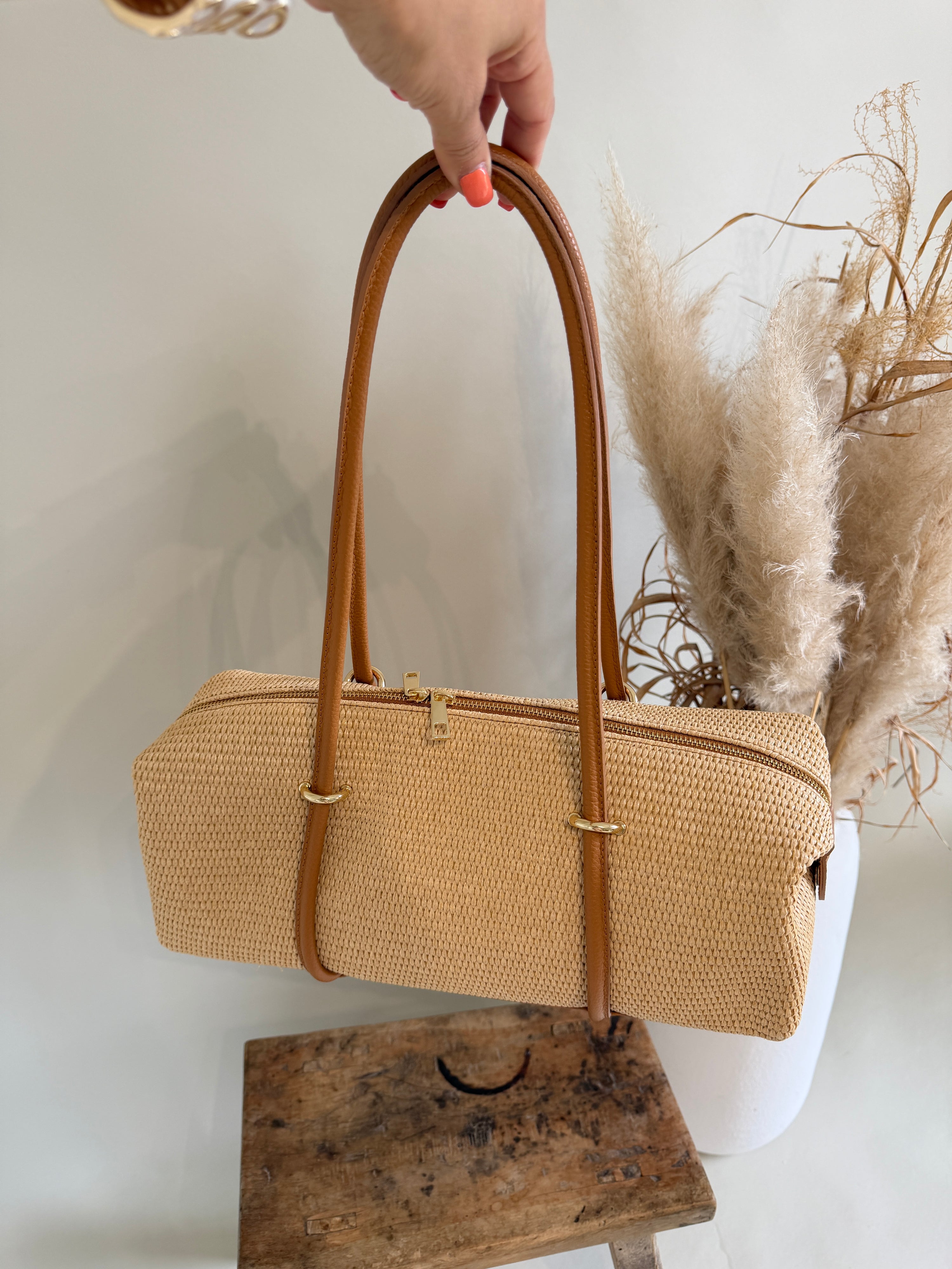 Tasche in Beige ( Bastoptik ) mit Echtledereinsätzen