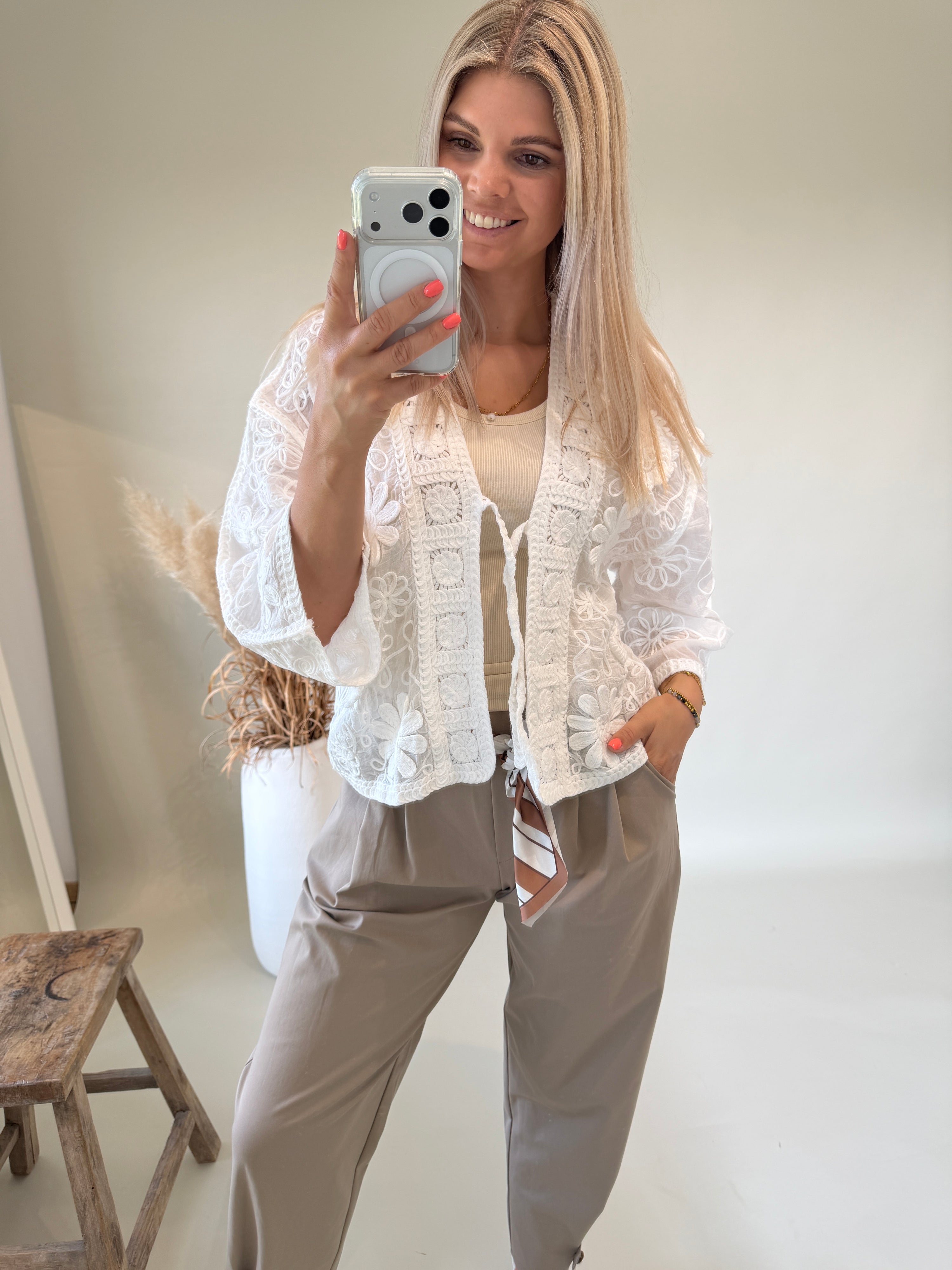 Jacke in Weiß aus Spitze