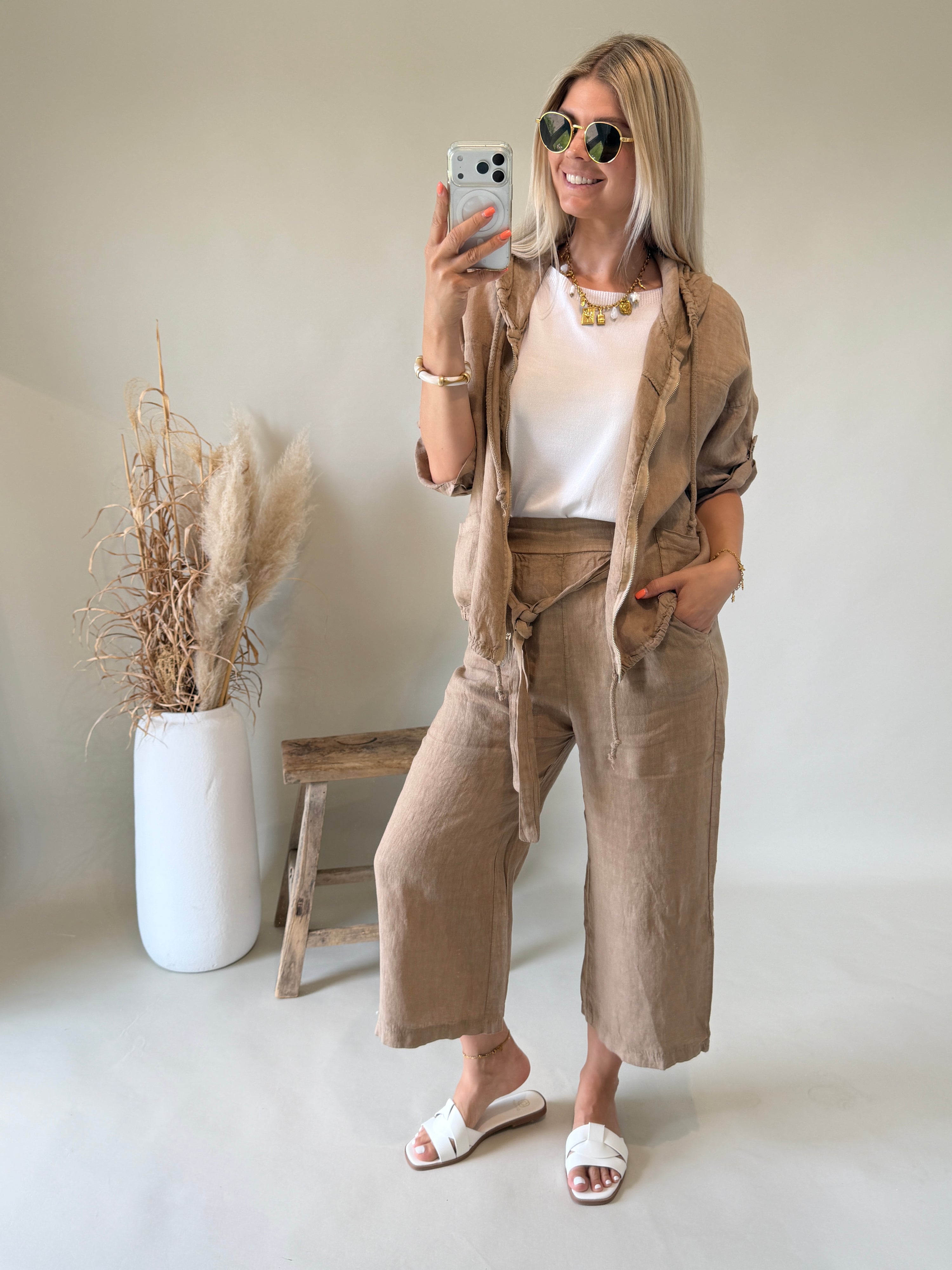 Jacke in Zimt mit Kapuze