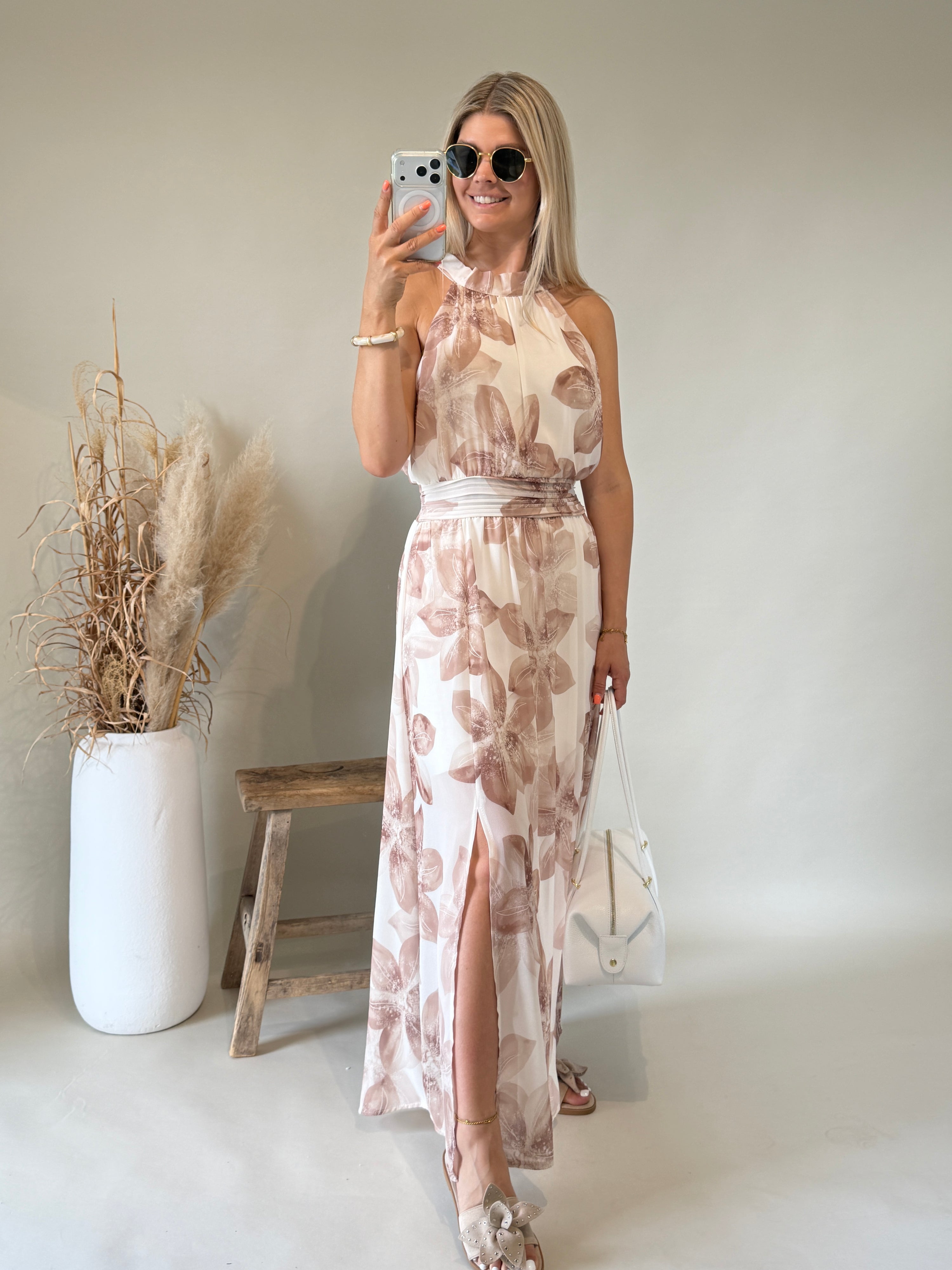 Kleid in Wollweiß / Braun ( Neckholder und mit Schlitz )