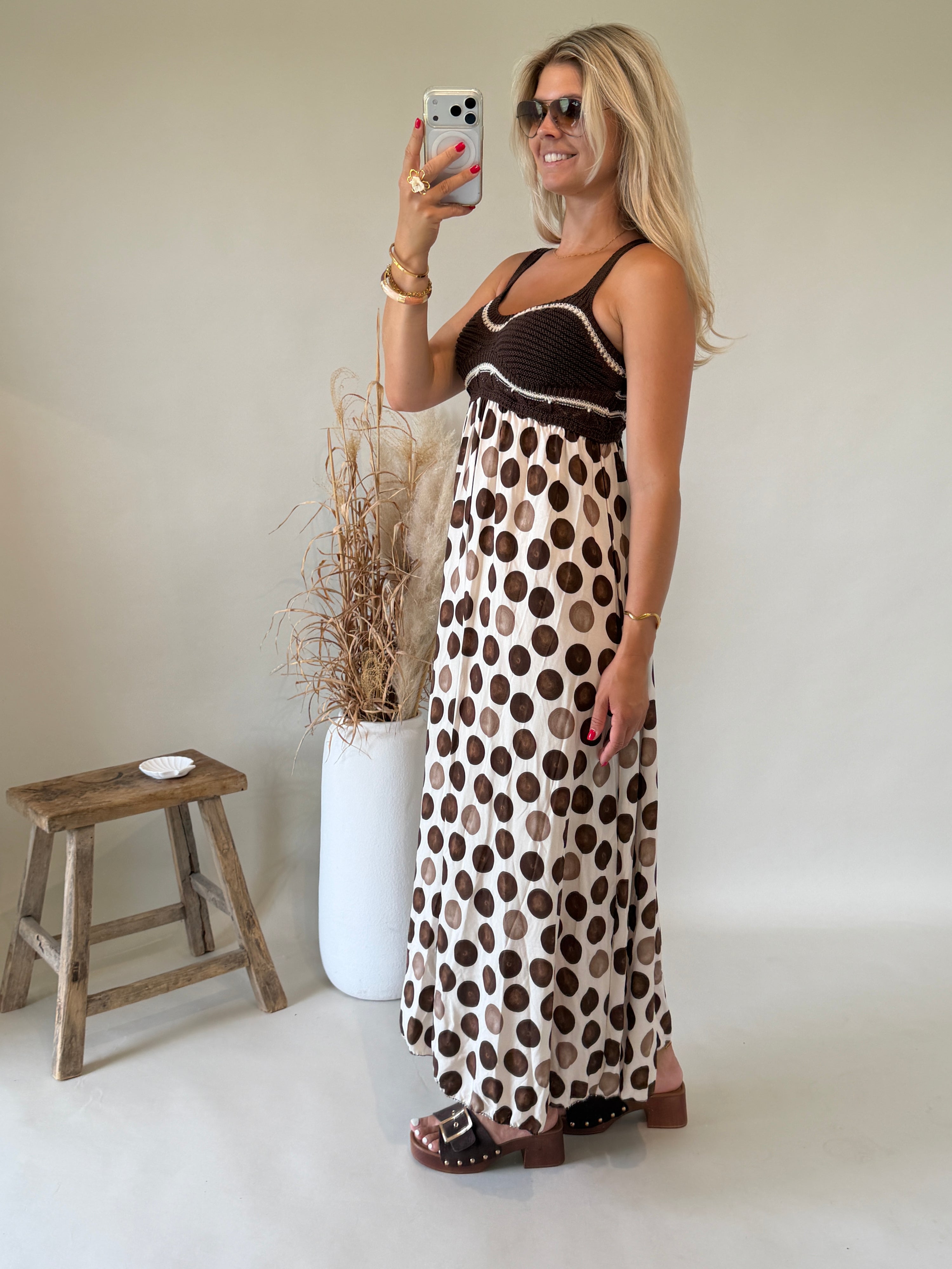 Kleid in Schokobraun mit Punkten und Strickeinsatz