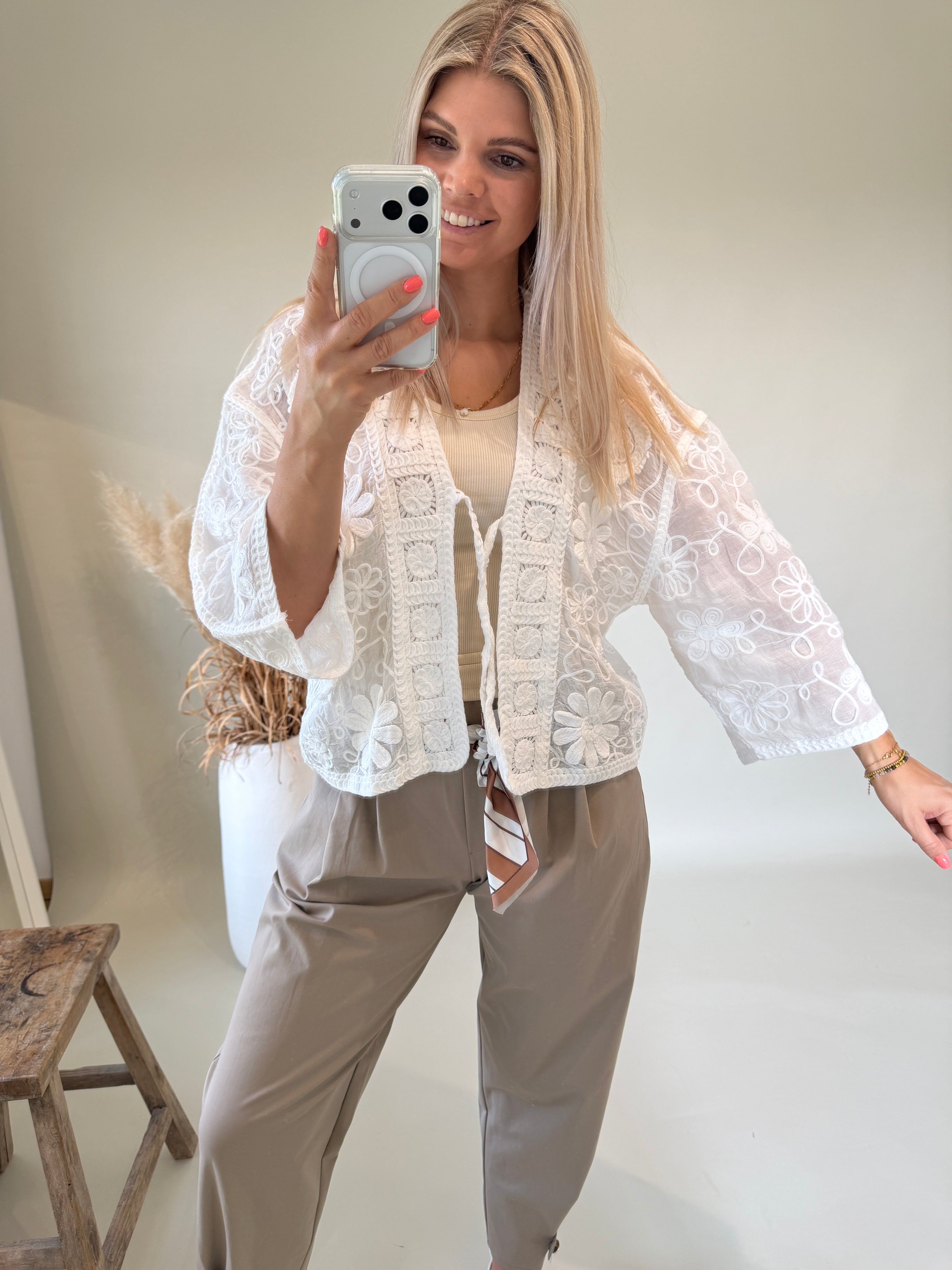 Jacke in Weiß aus Spitze